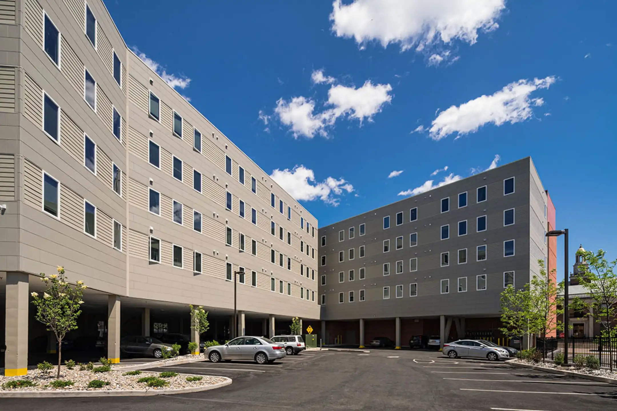 Heritage Village at Bloomfield Apartments Bloomfield, NJ 07003