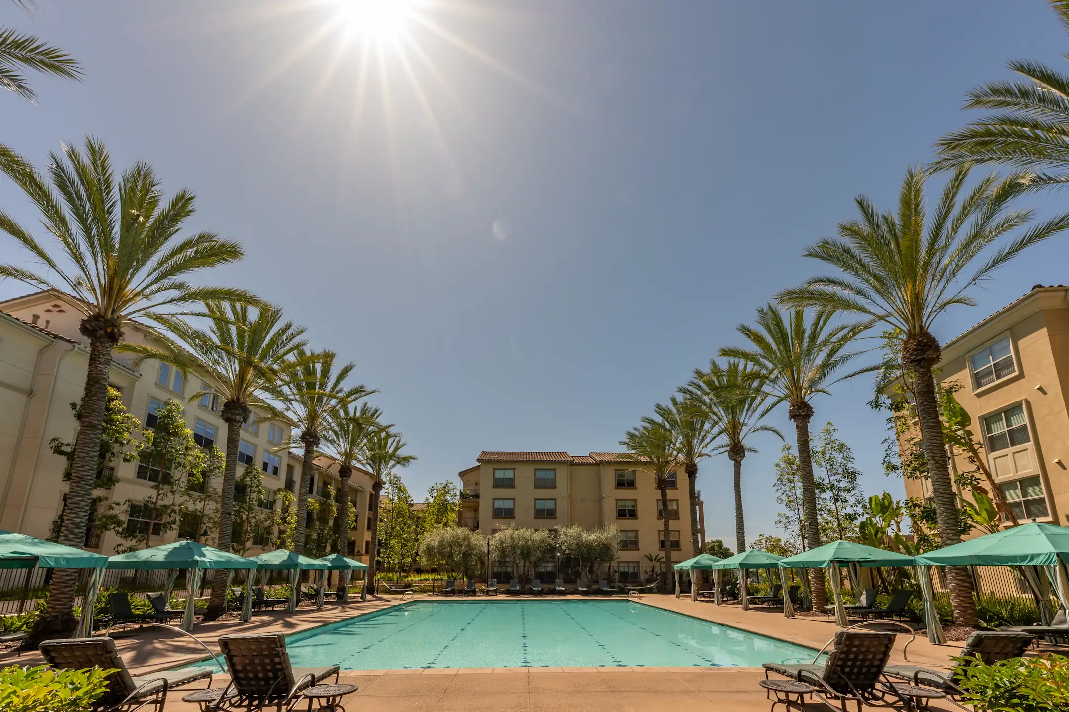 Pacific Ridge Apartments San Diego, CA 92110