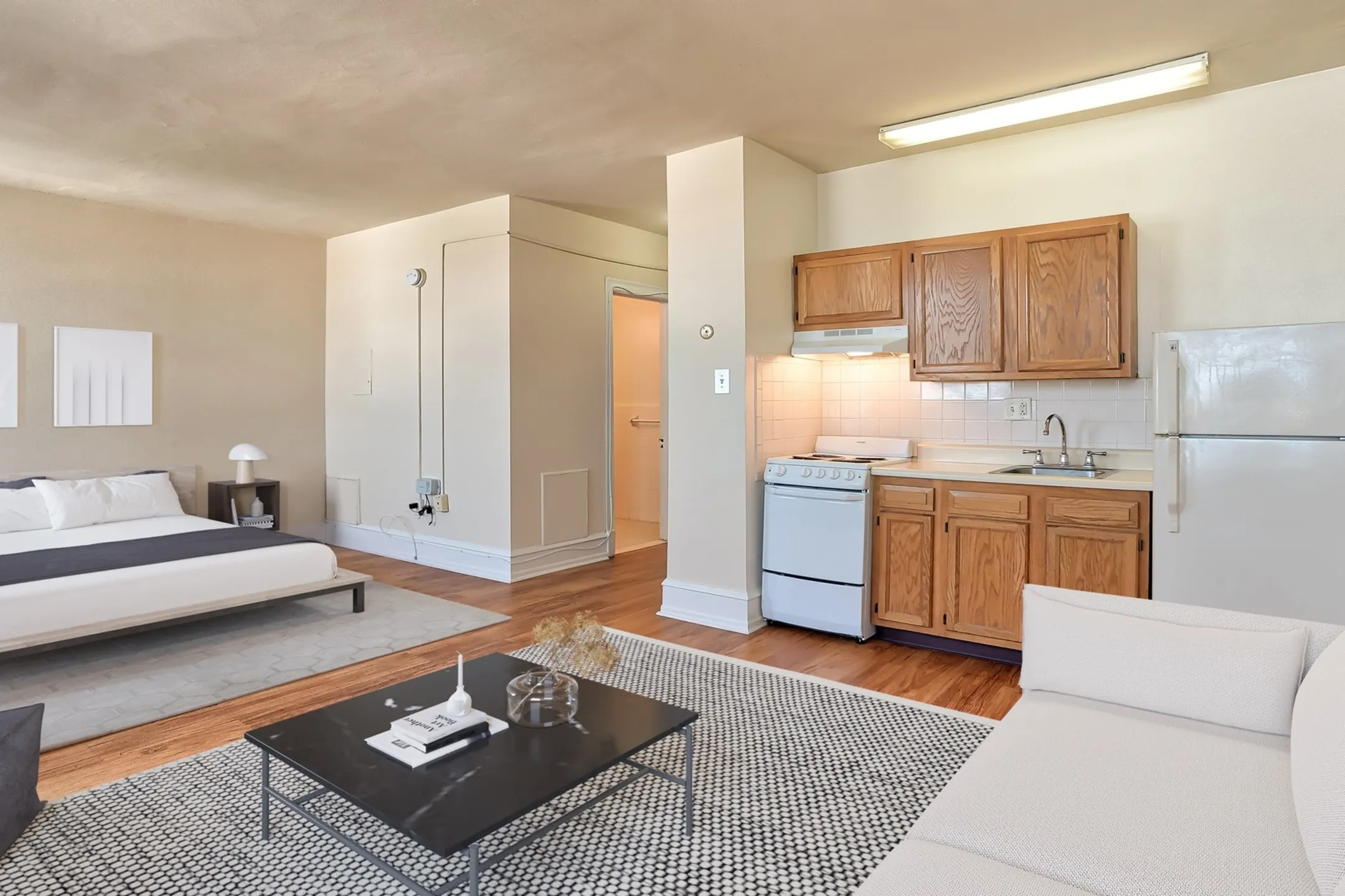 Kitchen - Chestnut Hall Apartments - Philadelphia, PA