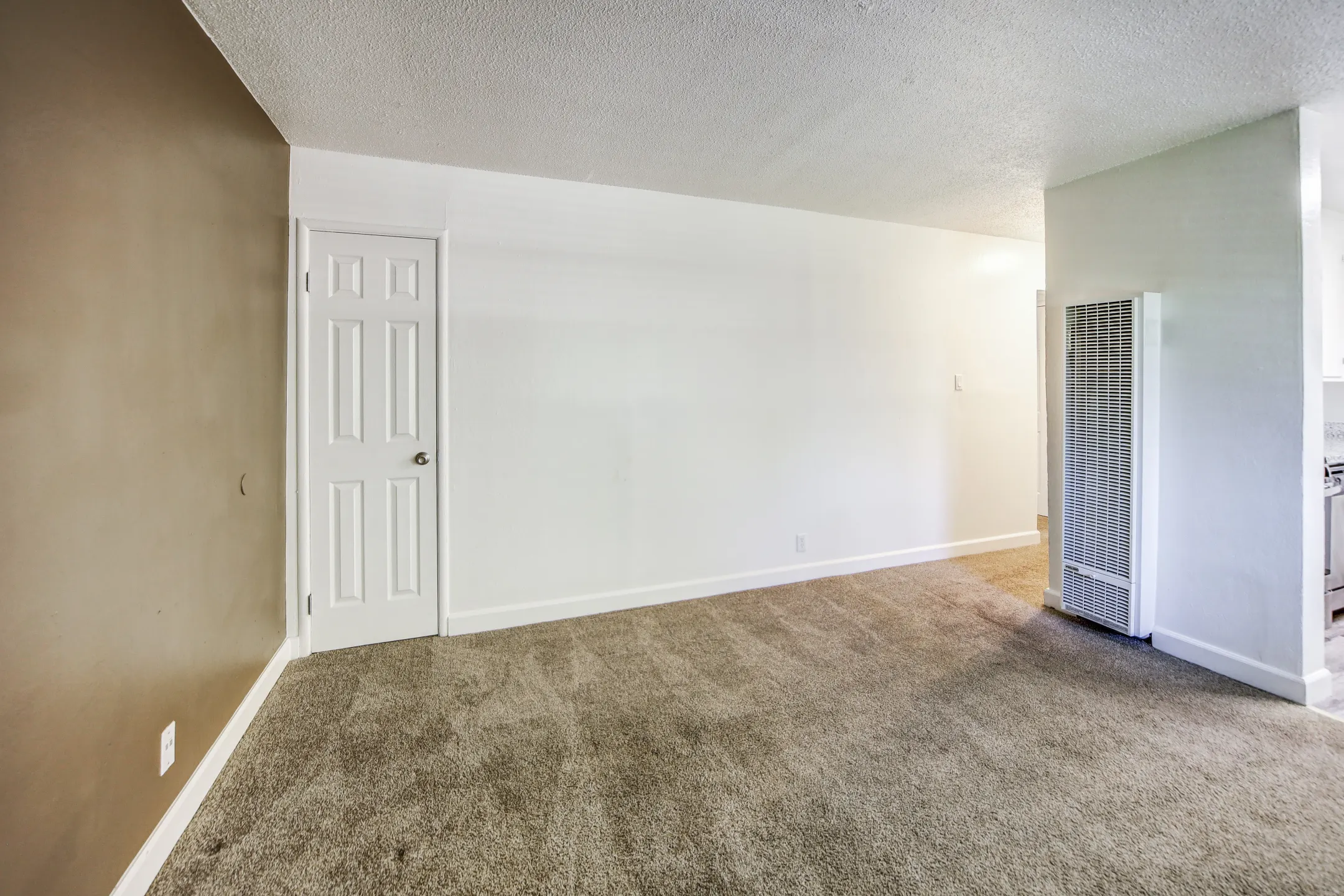 McClellan Court Apartments - 3430 Freedom Park Dr | North Highlands, CA ...