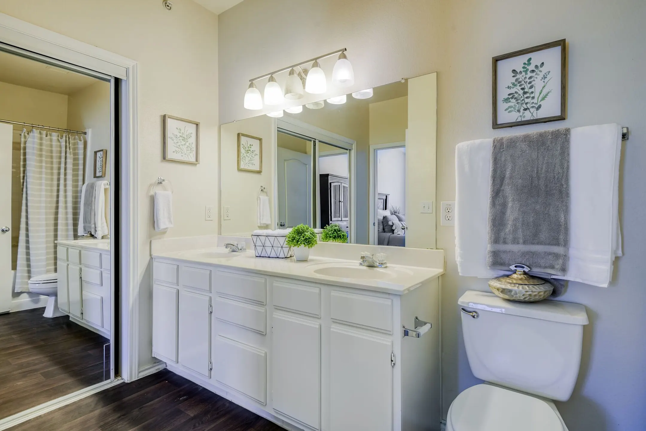 Kensington Park Apartments 3150 Garrison Rd Denton, TX Apartments