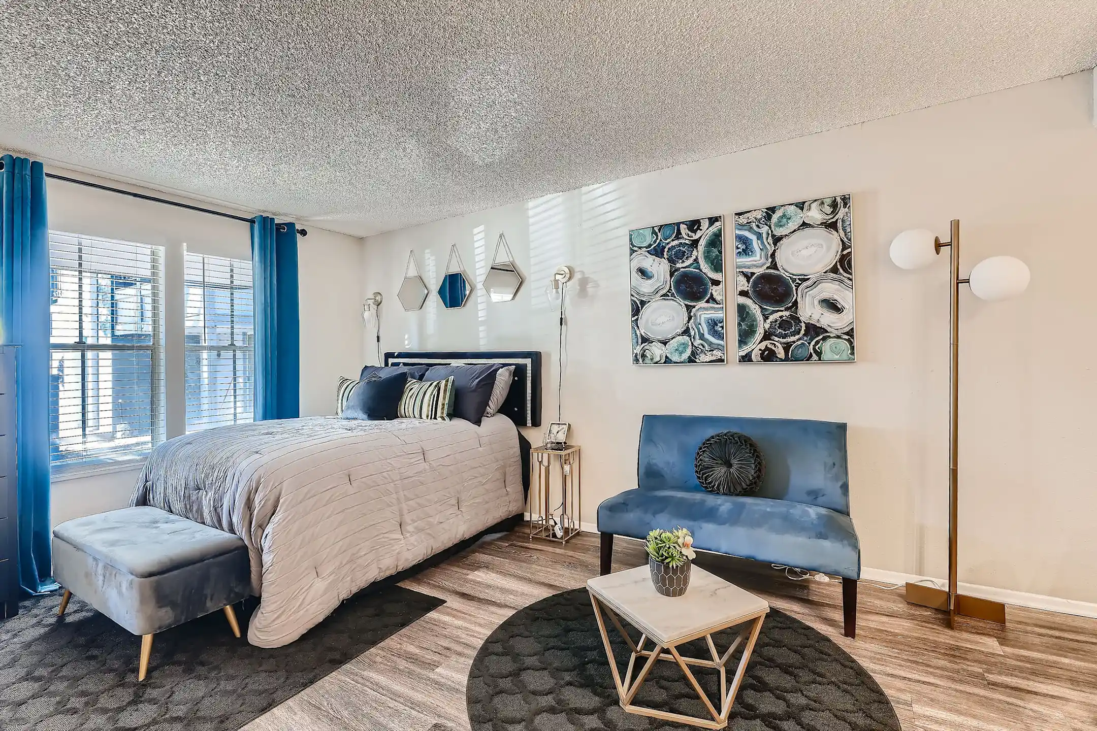 Living Room - The Ventana - Denver, CO