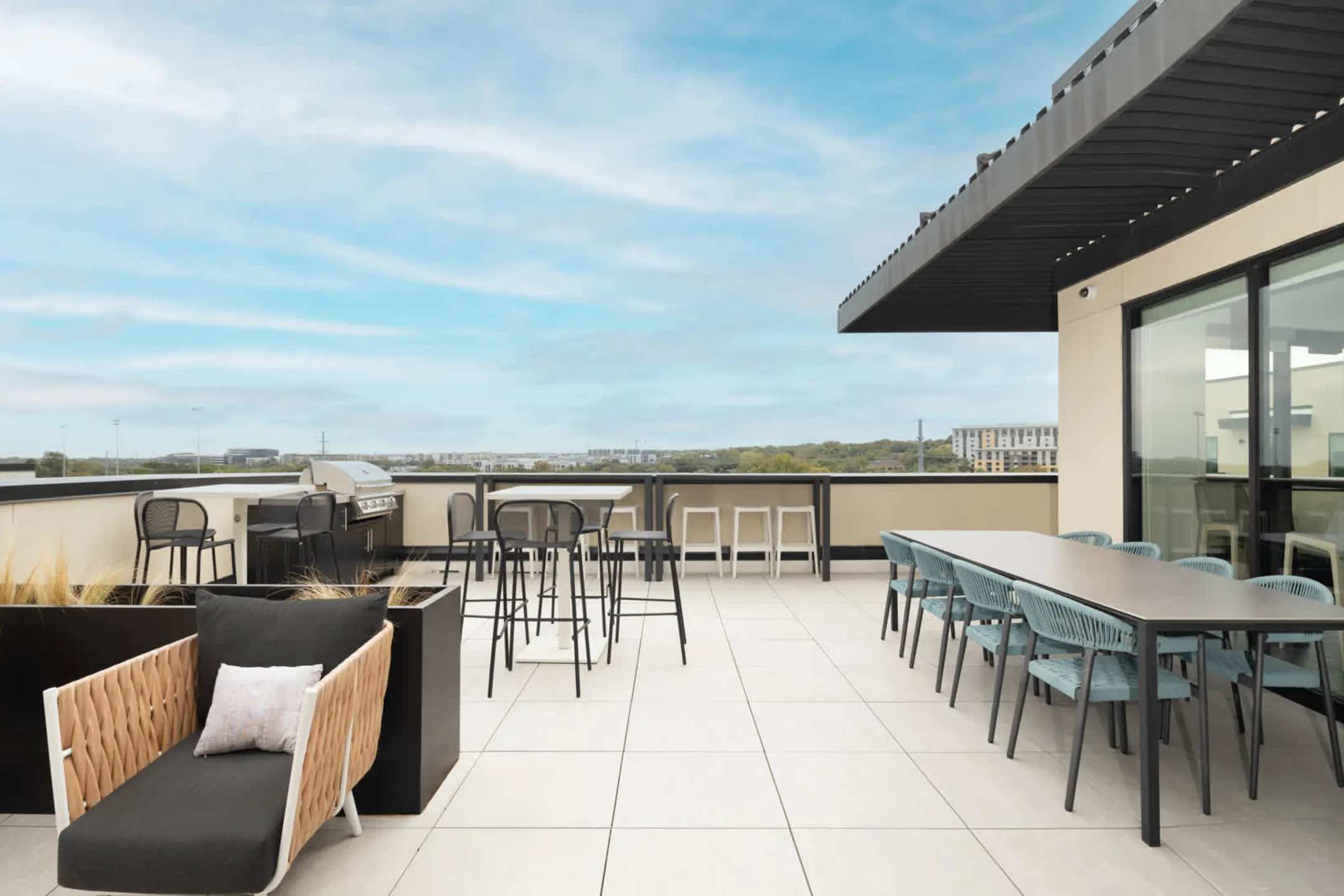 The Weaver Apartments Austin, TX 78702