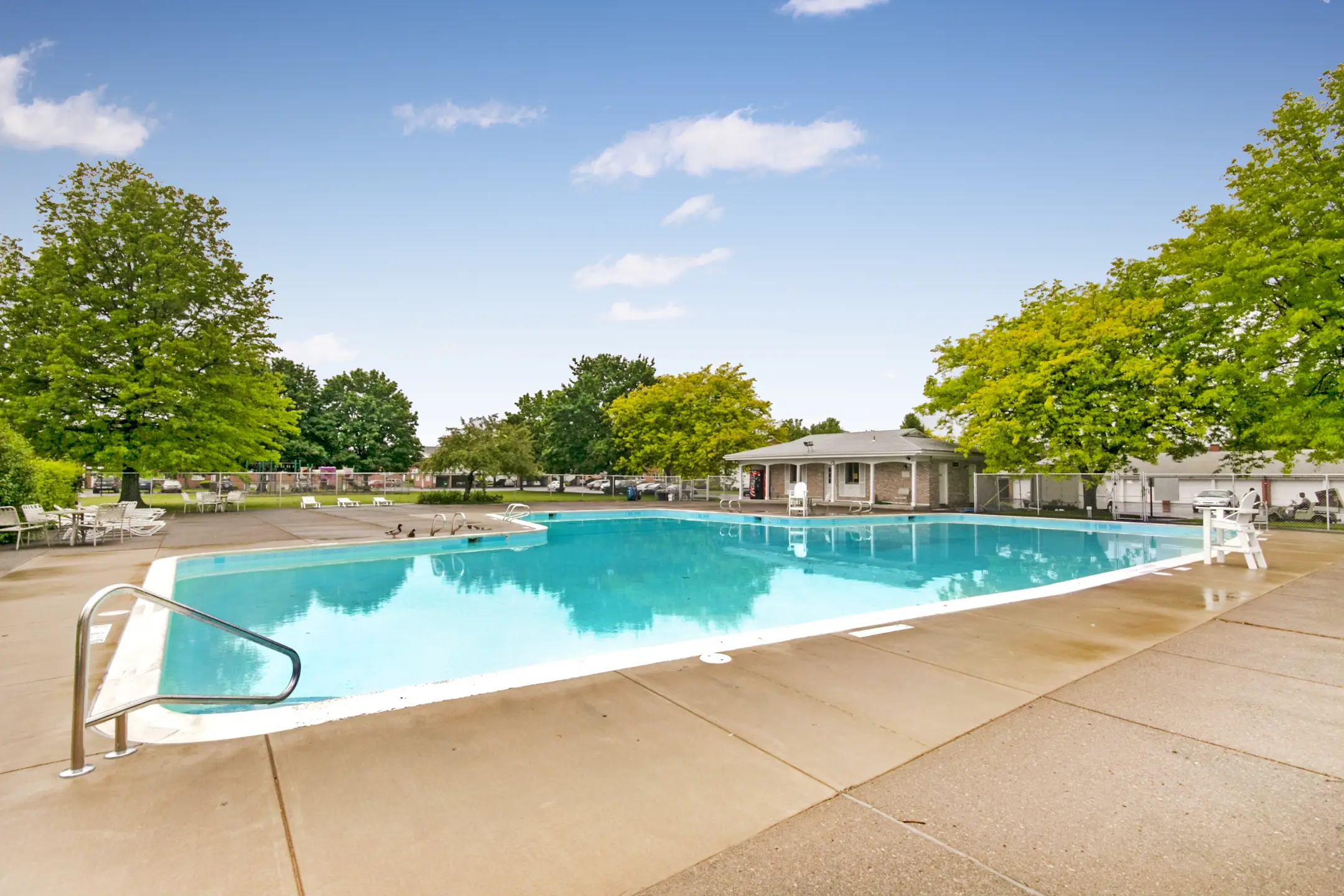 Briar Manor Apartments 131 Greystone Ln Rochester, NY Apartments