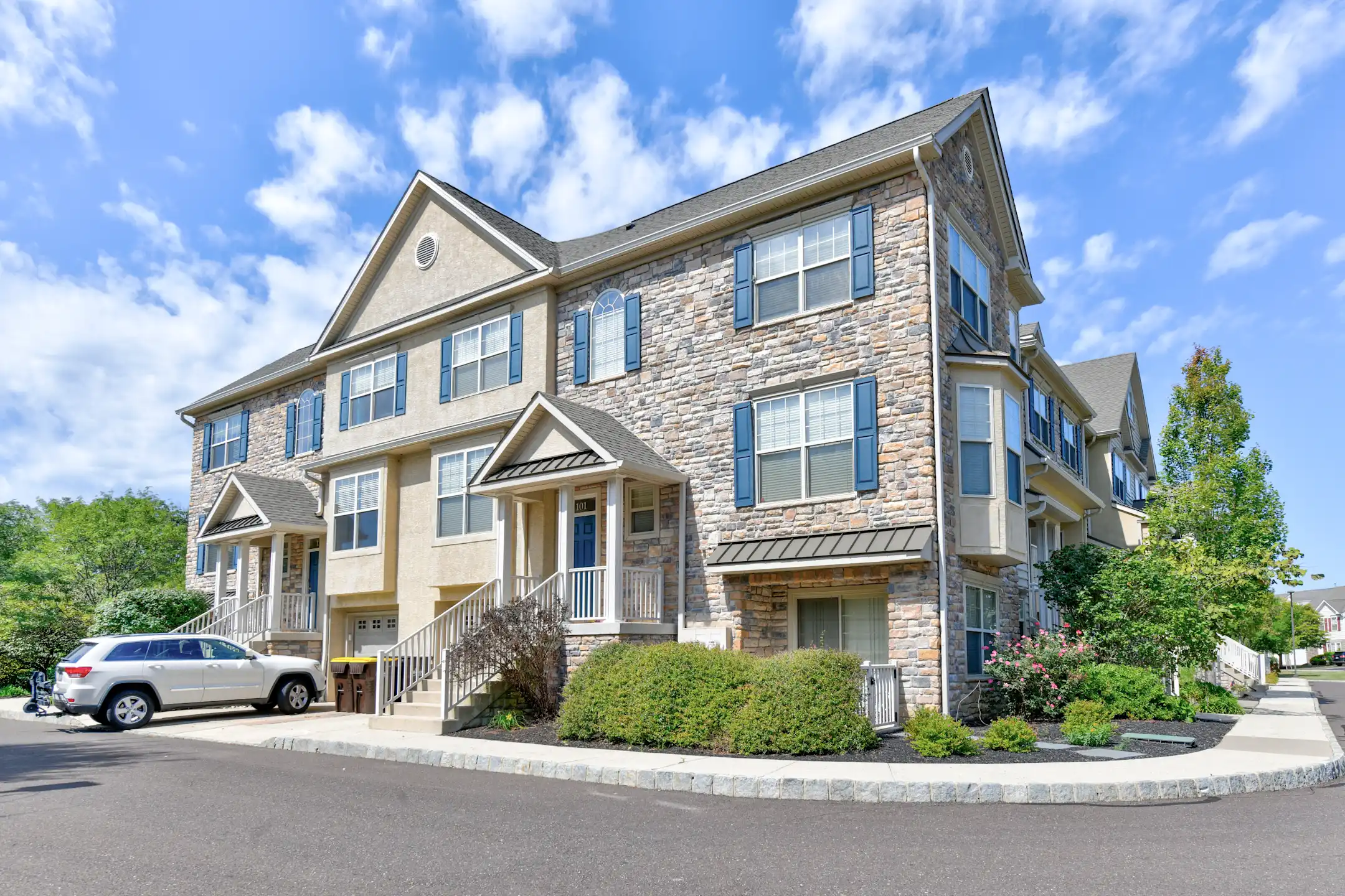 Heritage Pointe Townhomes Townhomes Chalfont, PA 18914