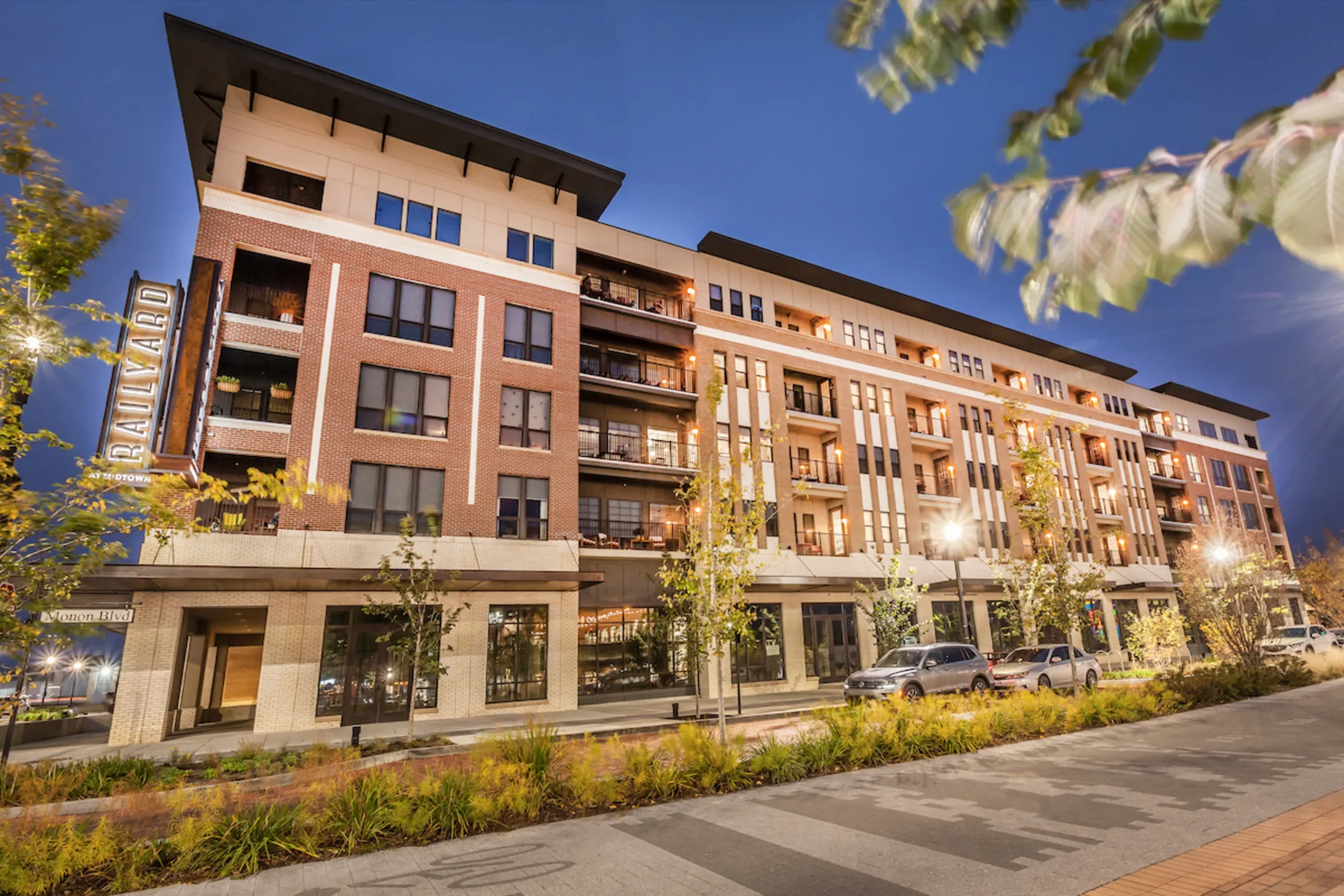 The Railyard at Midtown Apartments - Carmel, IN 46032