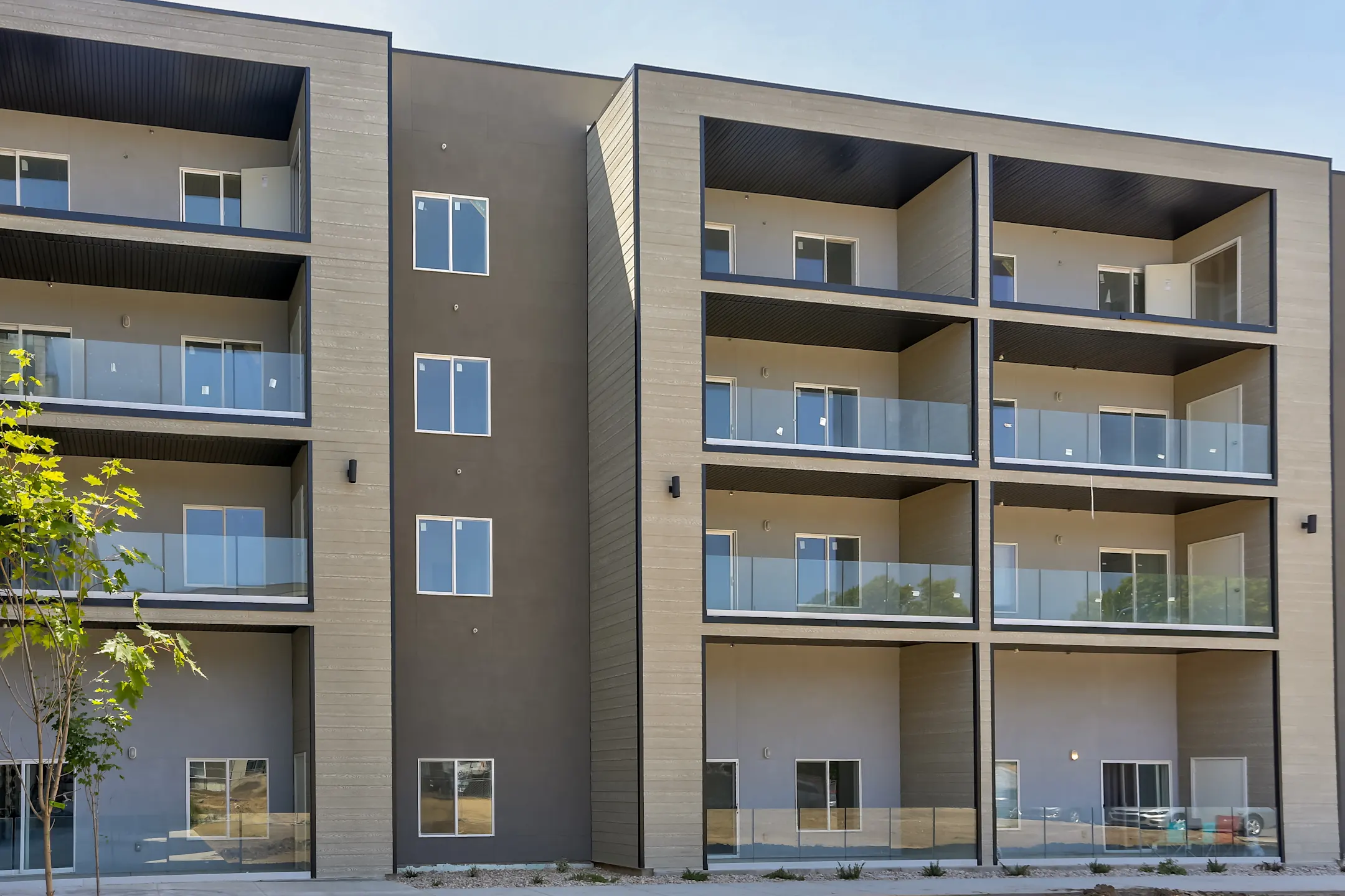 Building - Clearfield Junction Apartments - Clearfield, UT