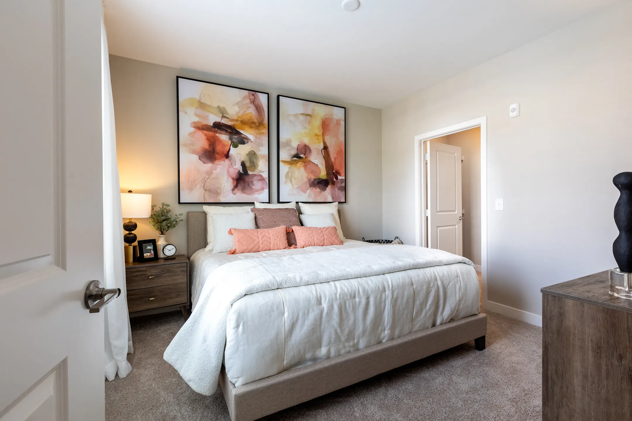 Bainbridge Cary Apartments Cary, NC 27513