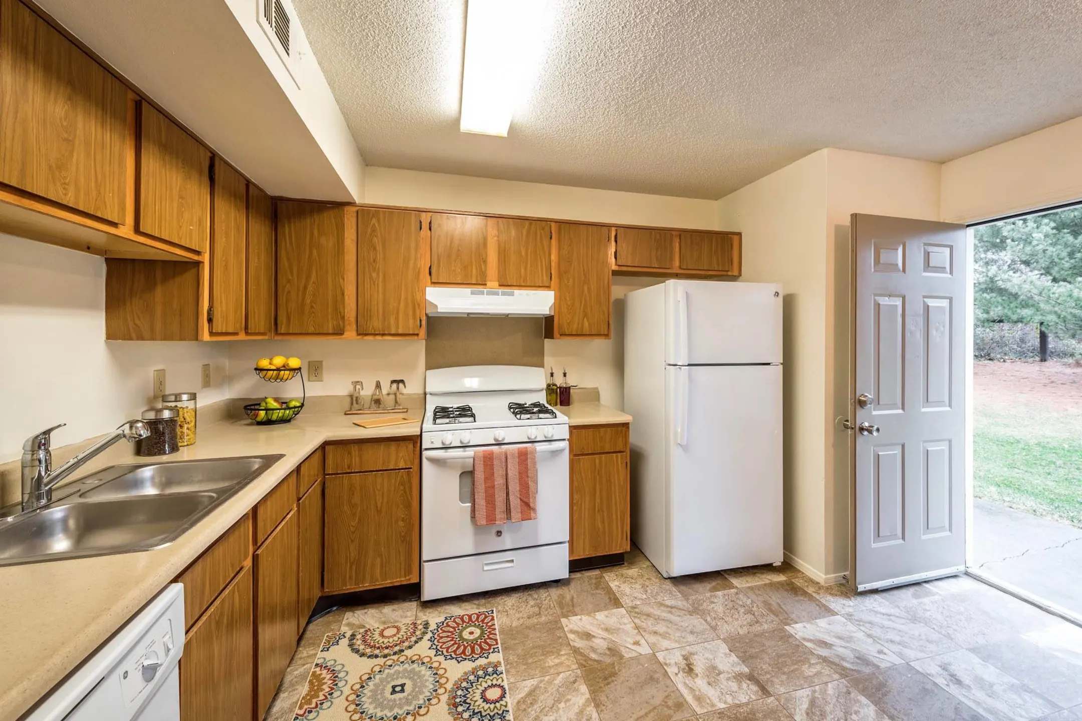 Olive Branch Townhomes 100 Stonelick Woods Dr Batavia, OH