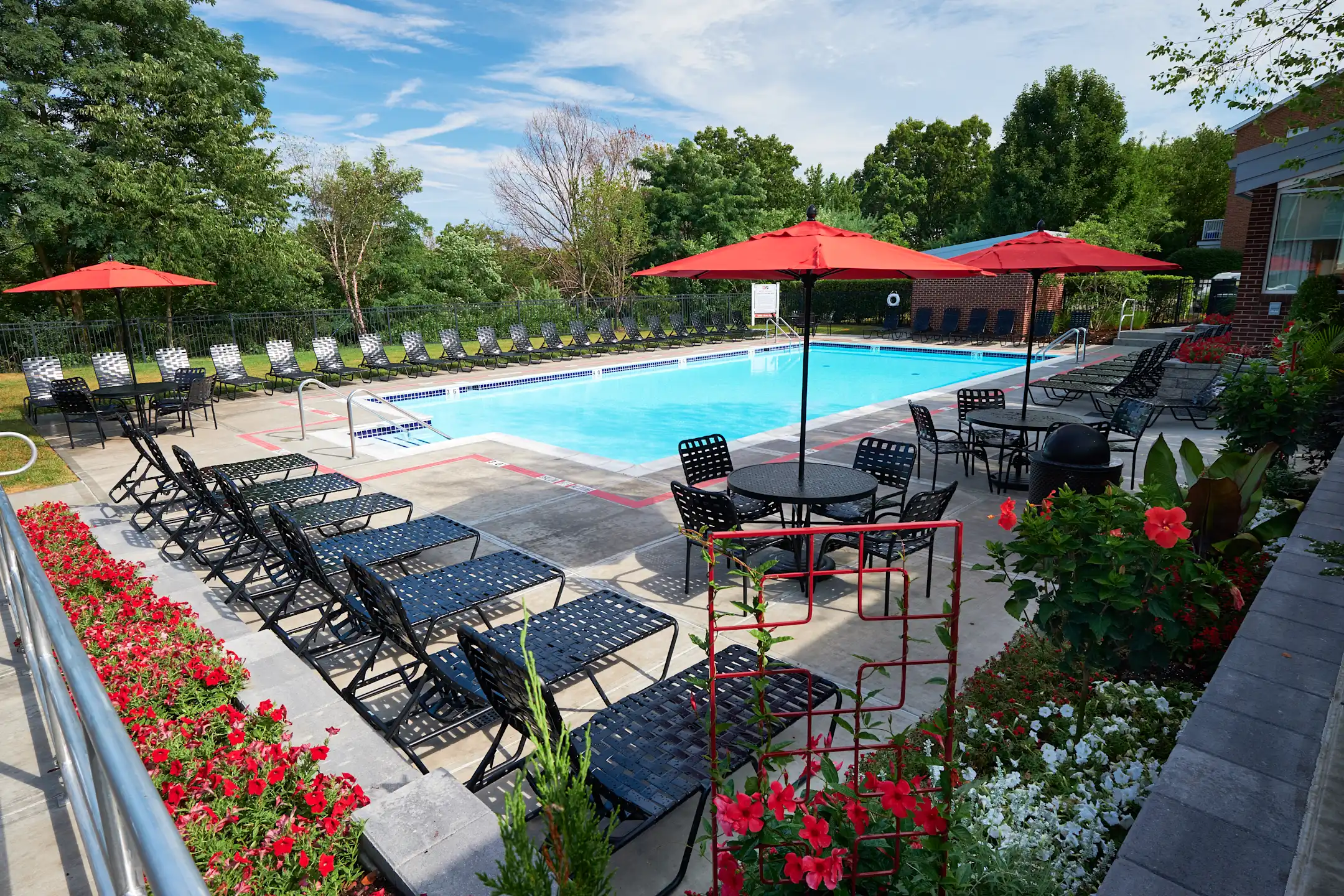 Devlins Pointe Apartments 2735 Westminster Cir Allison Park, PA