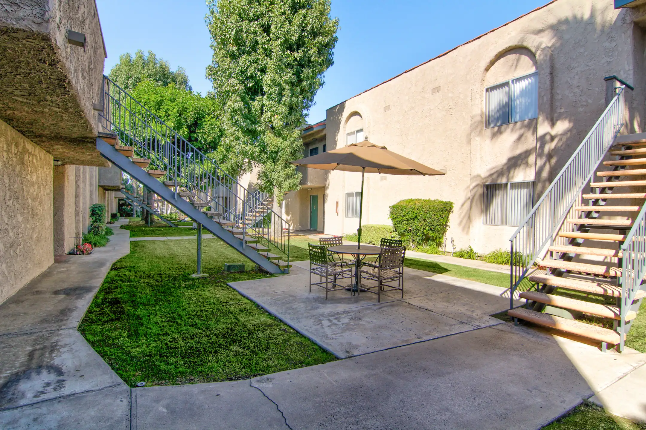 Villa Tuscany Apartments Norwalk, CA 90650