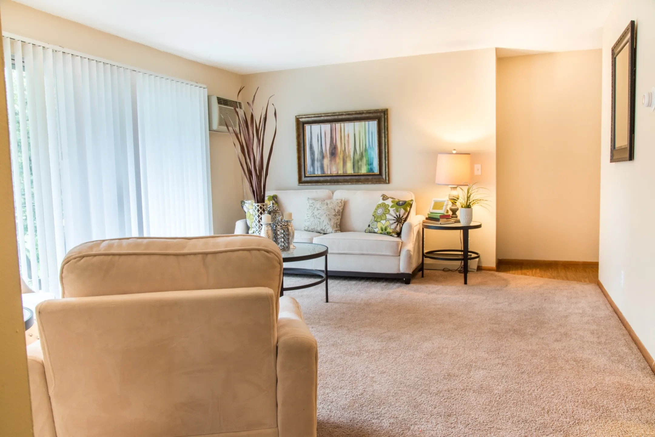 Living Room - Wheelock Parkway Apartments - Saint Paul, MN