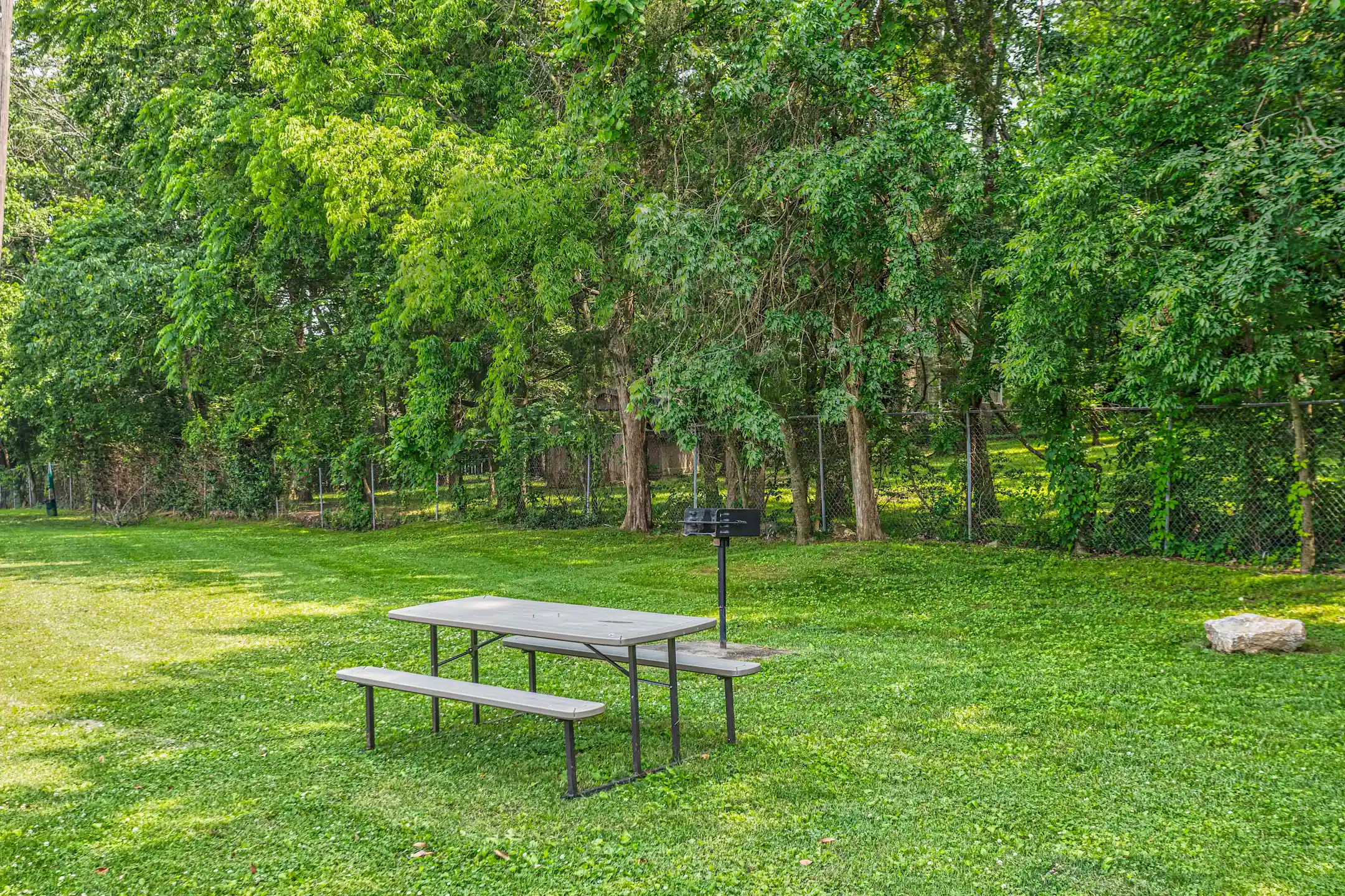 Summerfield Place 452 Moss Trl Goodlettsville, TN Apartments for