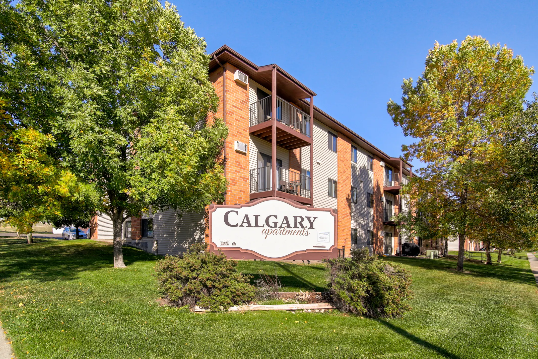 Community Signage - Calgary Apartments - Bismarck, ND