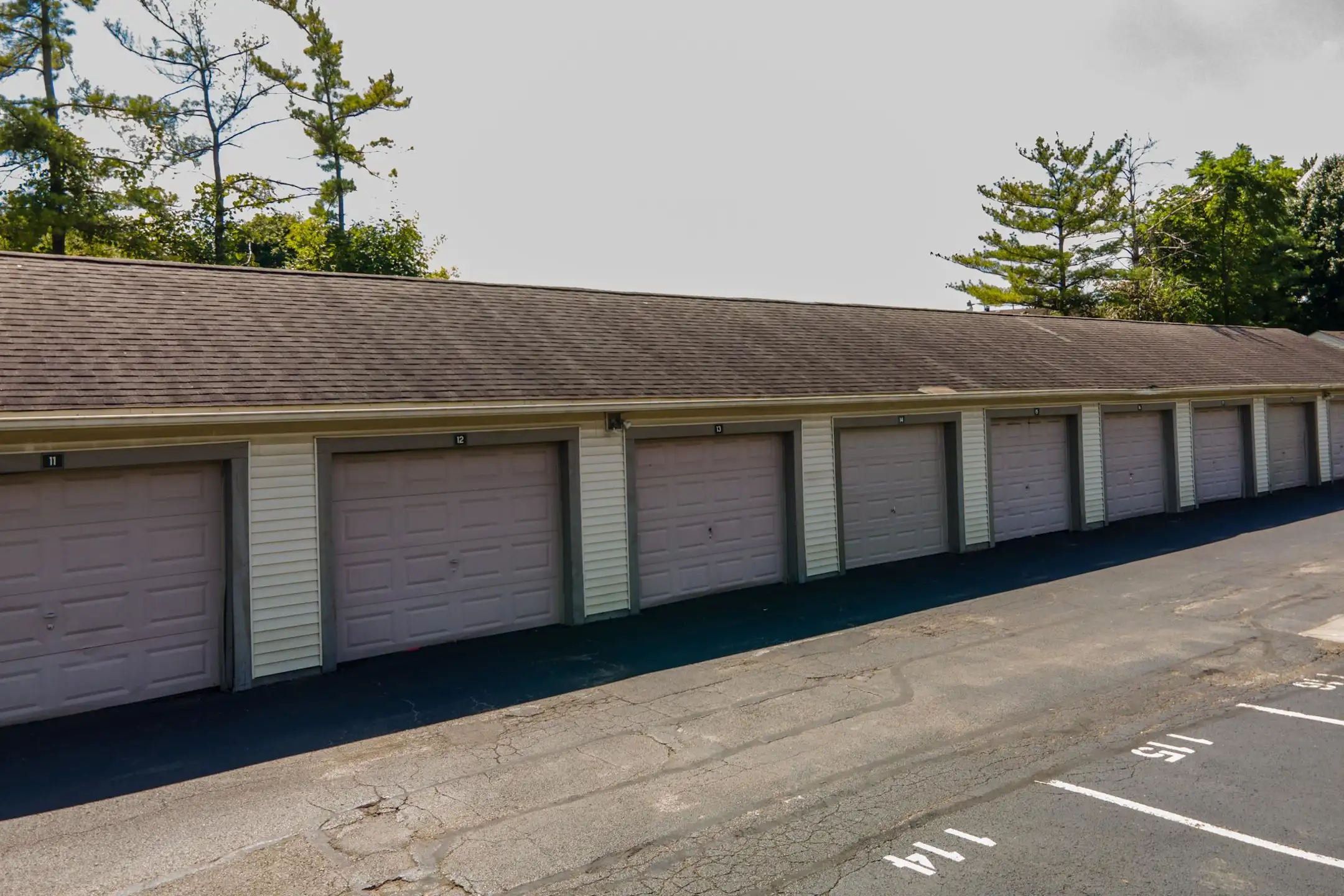 Townhomes at McNaughten 1363 Yorkland Rd Columbus, OH Apartments