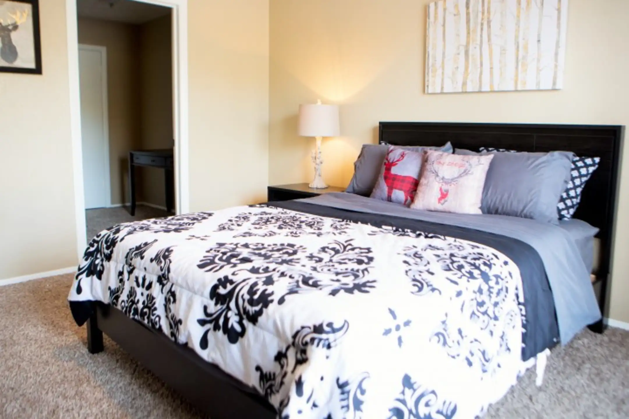 The Lodge on Broadway Apartments Tyler, TX 75701