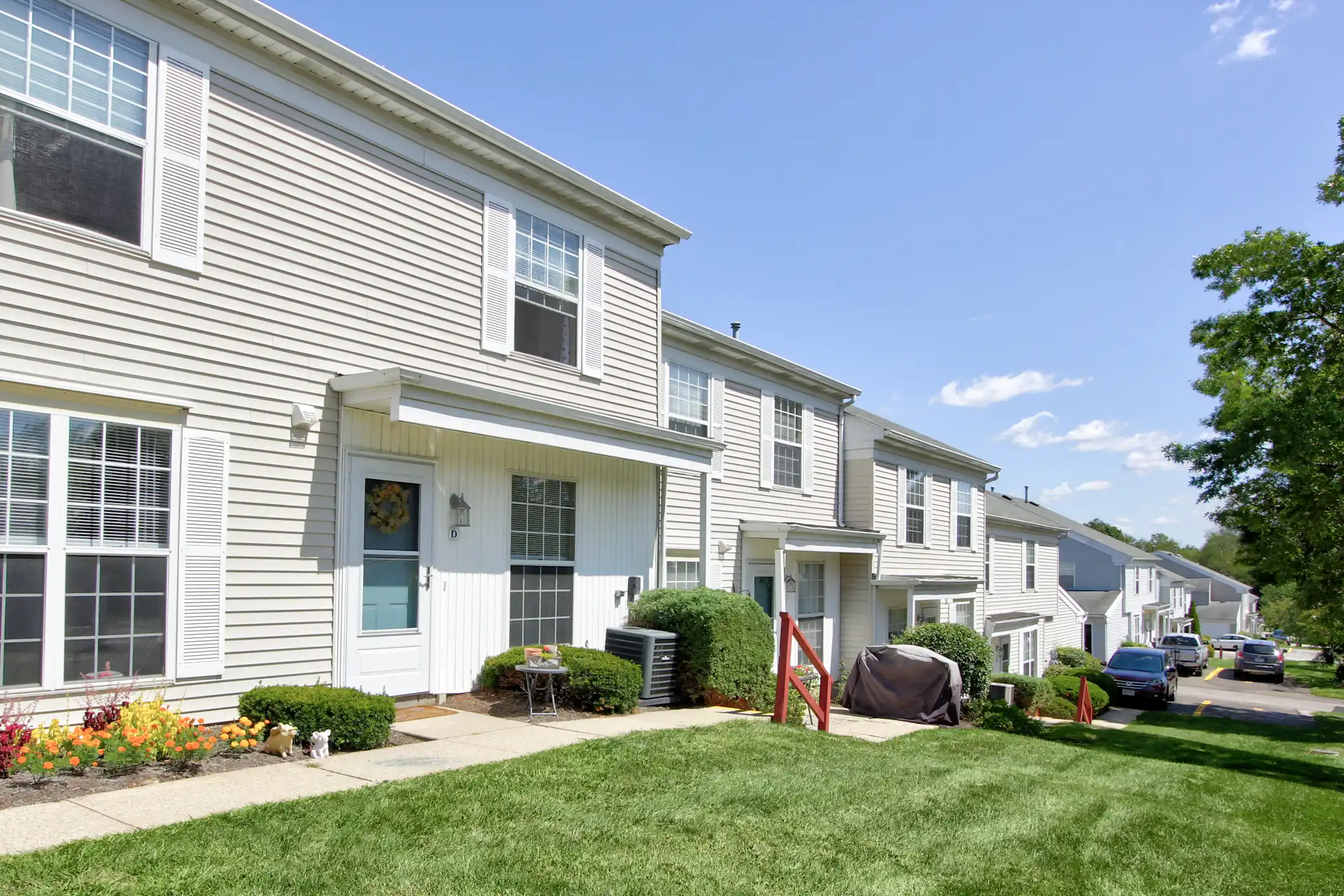 Windsor Park Estates 1335 Vale Dr Copley, OH Apartments for Rent