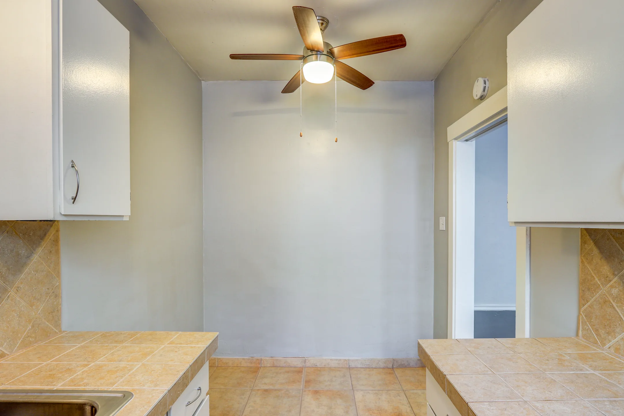 Dining Room - Magland Arms Apartments - San Francisco, CA