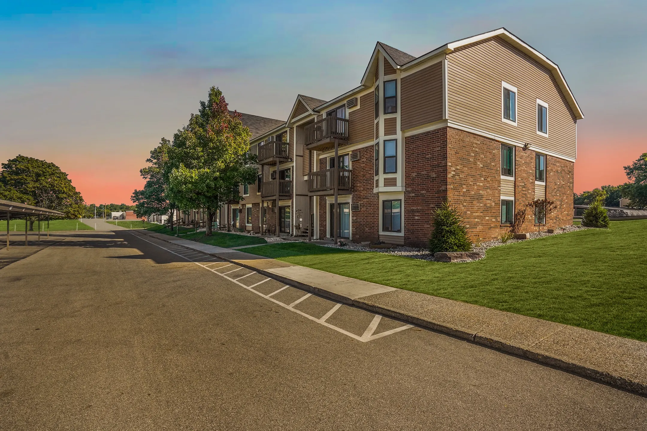 The Orchards at Four Mile Apartments Grand Rapids, MI 49504
