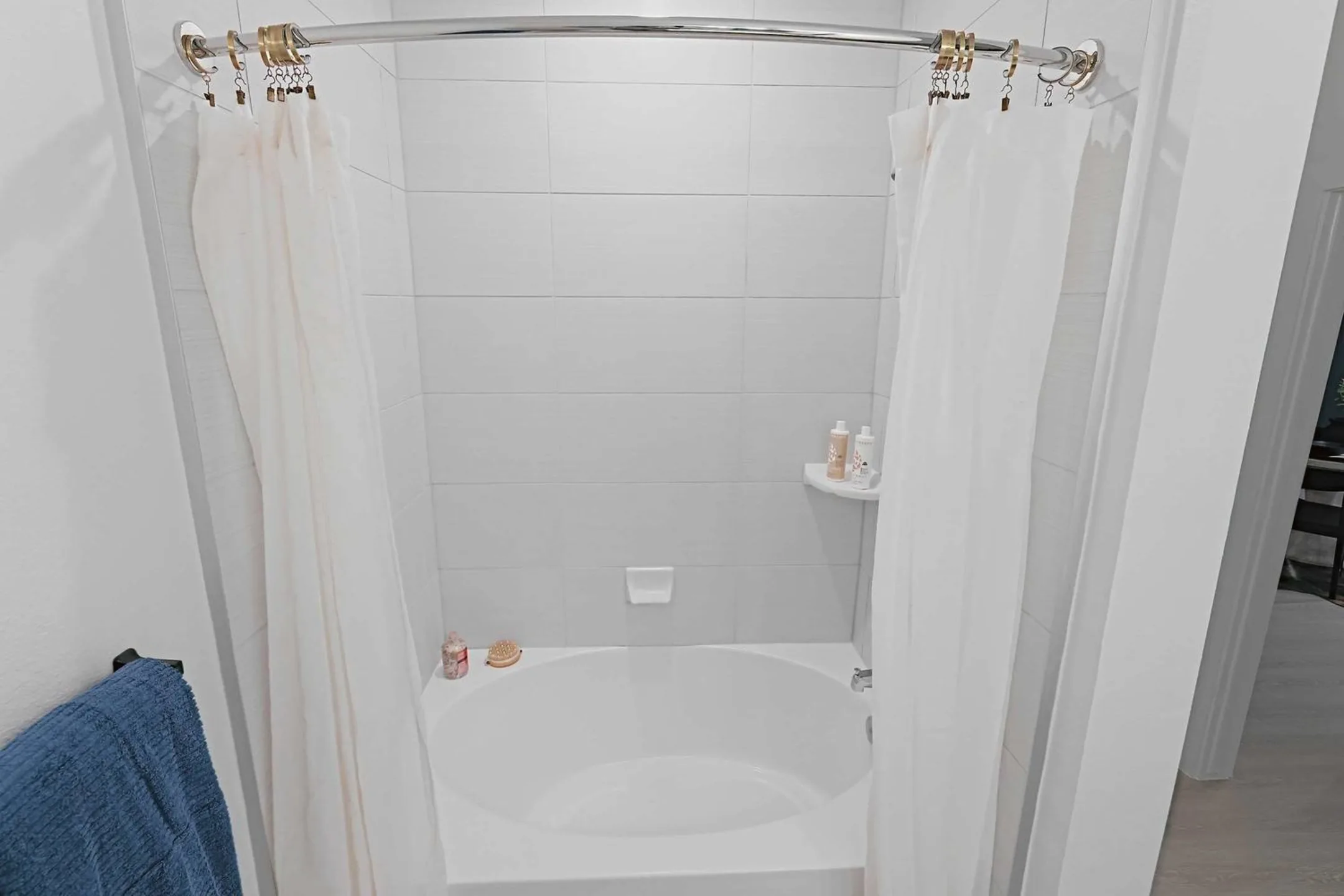 Bathroom - Sire Kingwood - Kingwood, TX