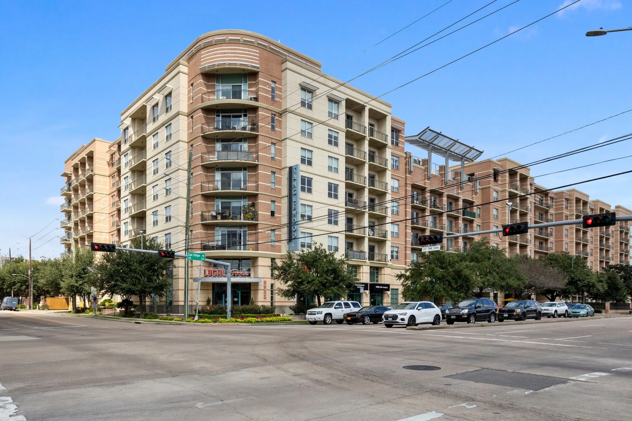 Building - Gables Tanglewood - Houston, TX