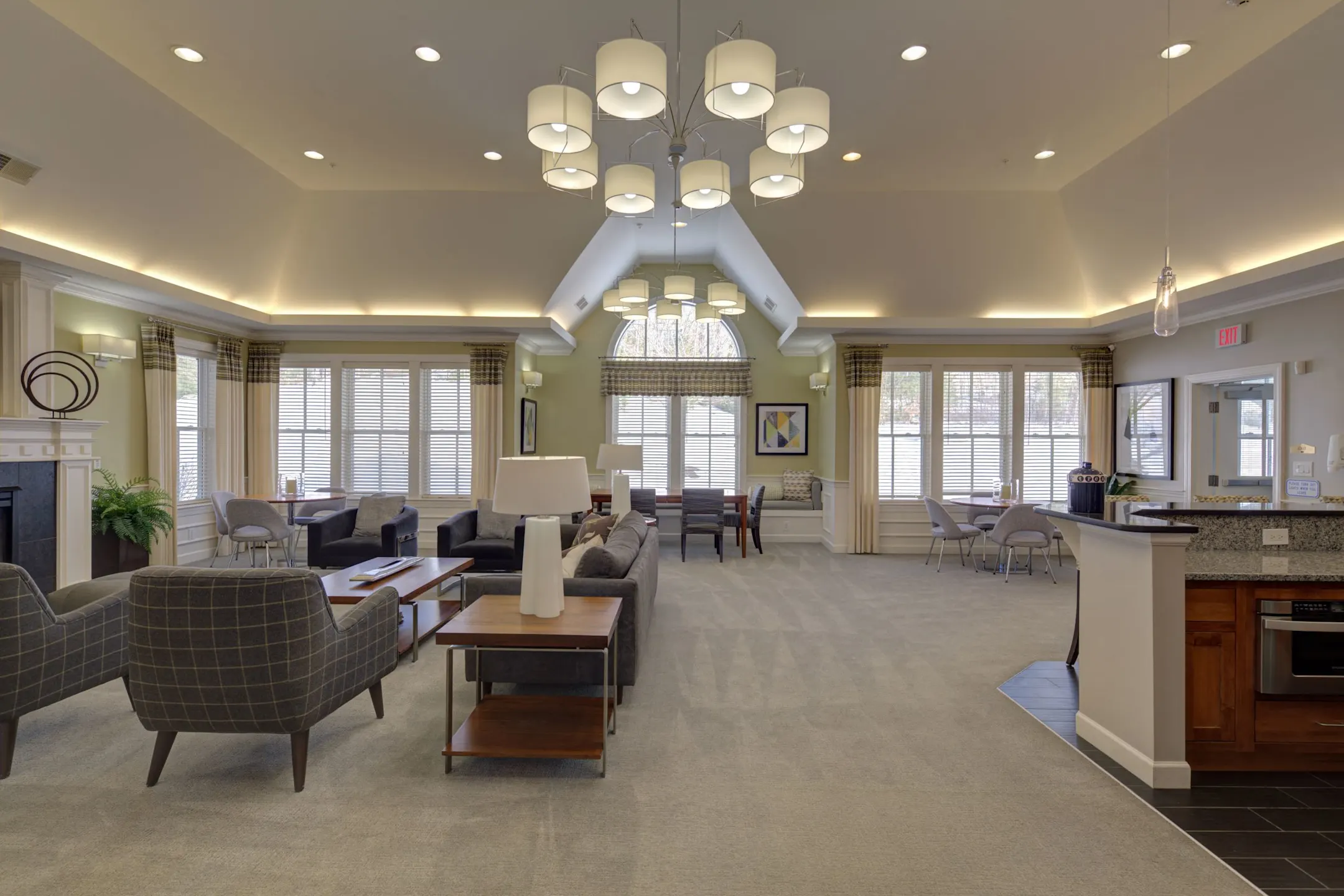 University Heights Apartments 15 Princeton Dr Hooksett, NH