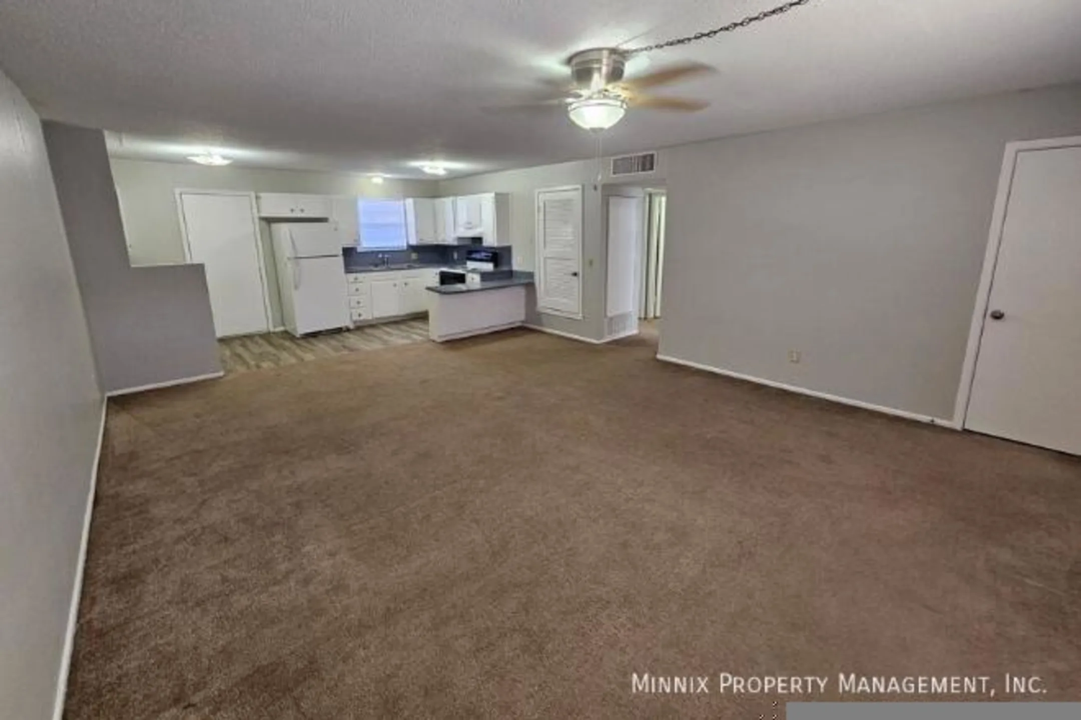 2405 W 19th  