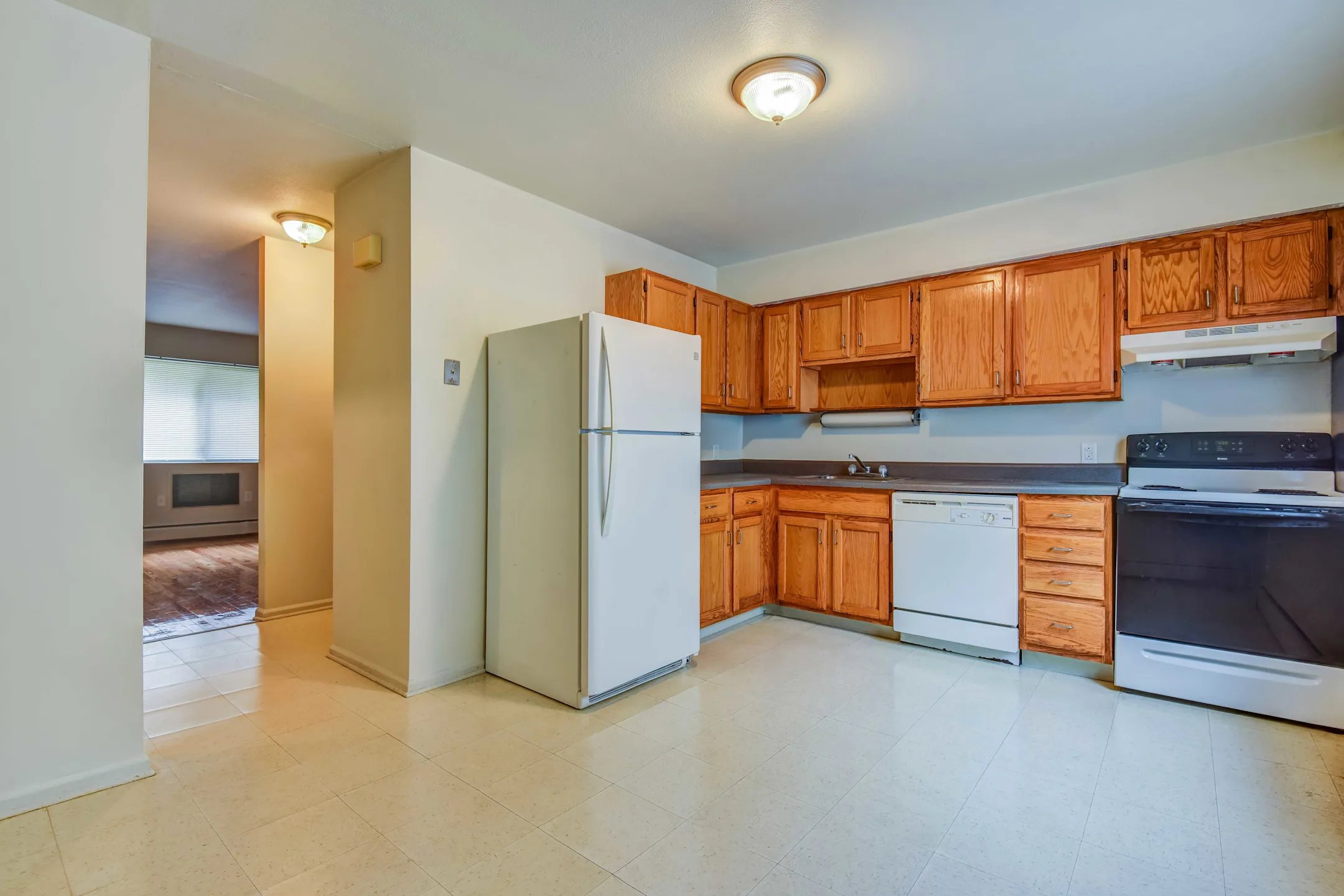 Norwich Apartments 24 Sandy Ln Norwich, CT Apartments for Rent Rent.