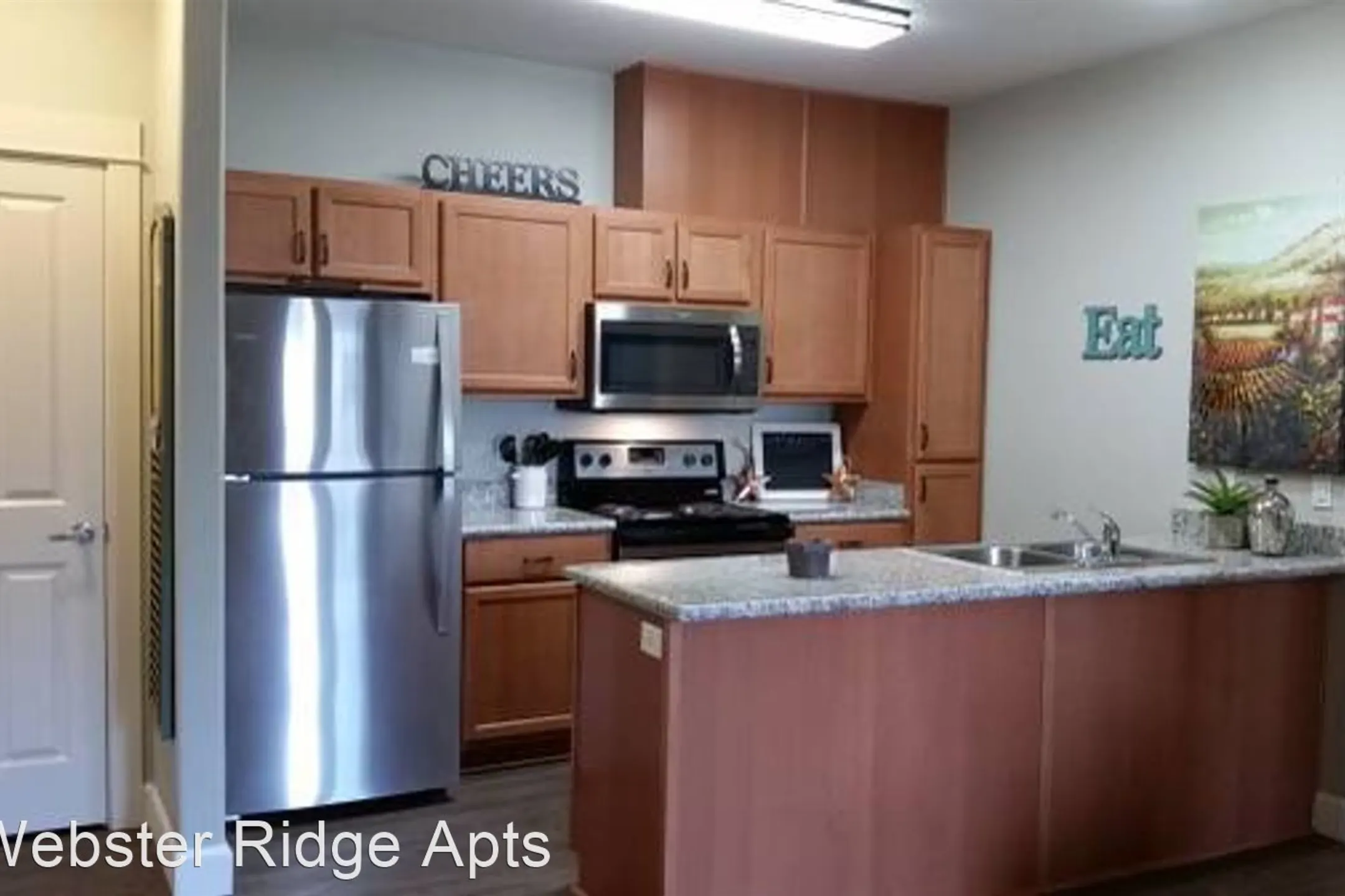 Kitchen - Webster Ridge Apartments - Gladstone, OR