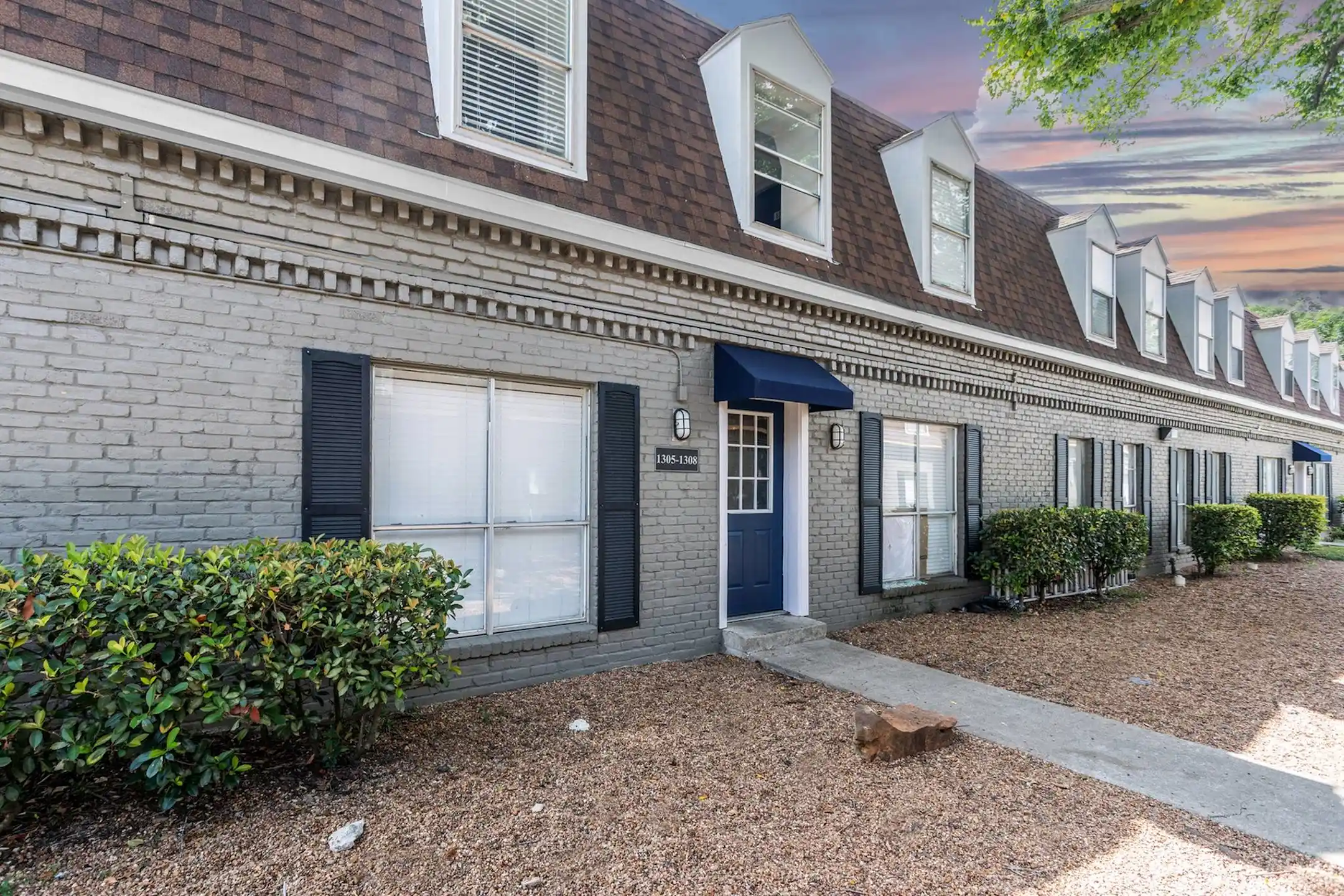 The Ellis 5900 St Houston, TX Apartments for Rent Rent.