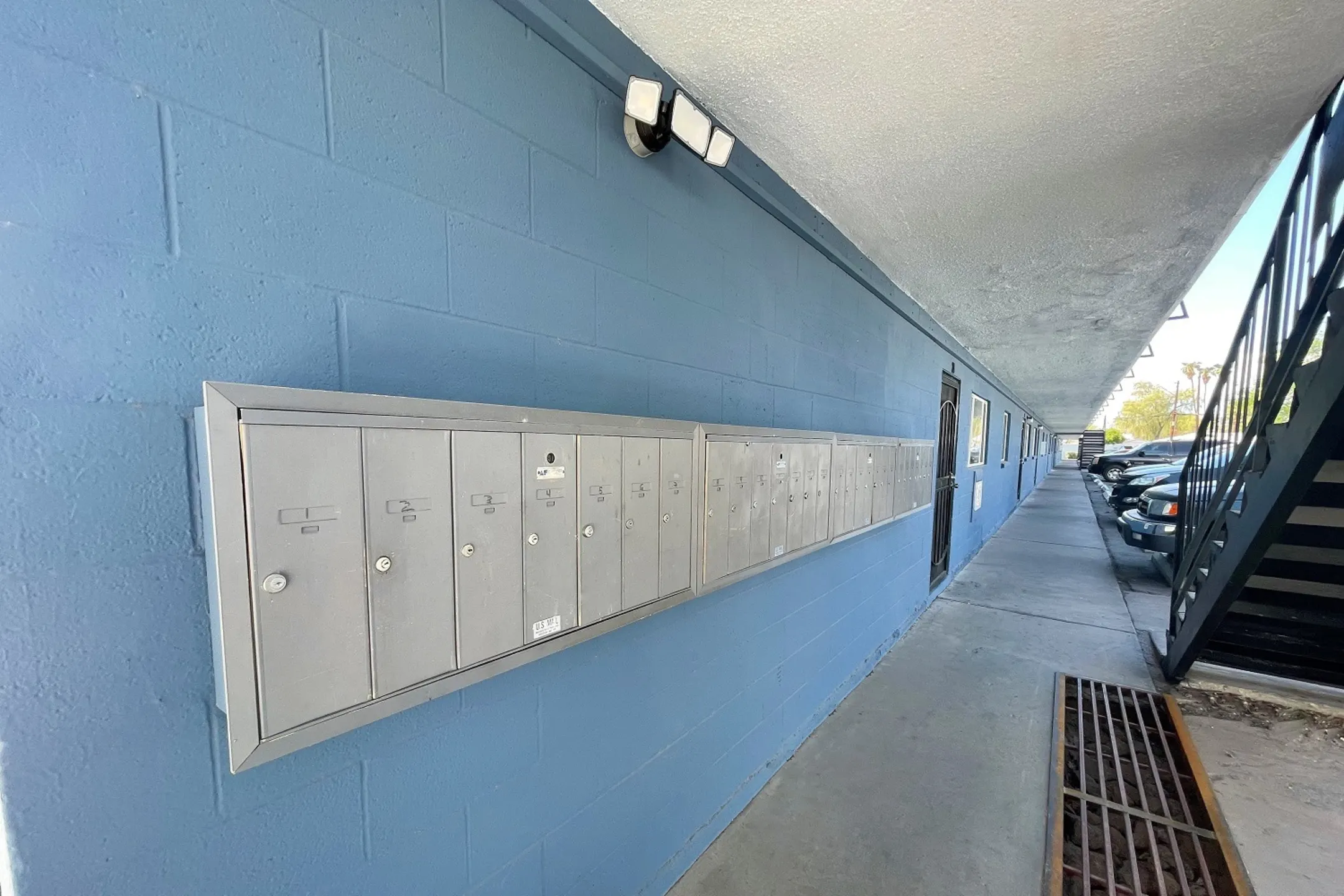 Willetta Apartments - Phoenix, AZ