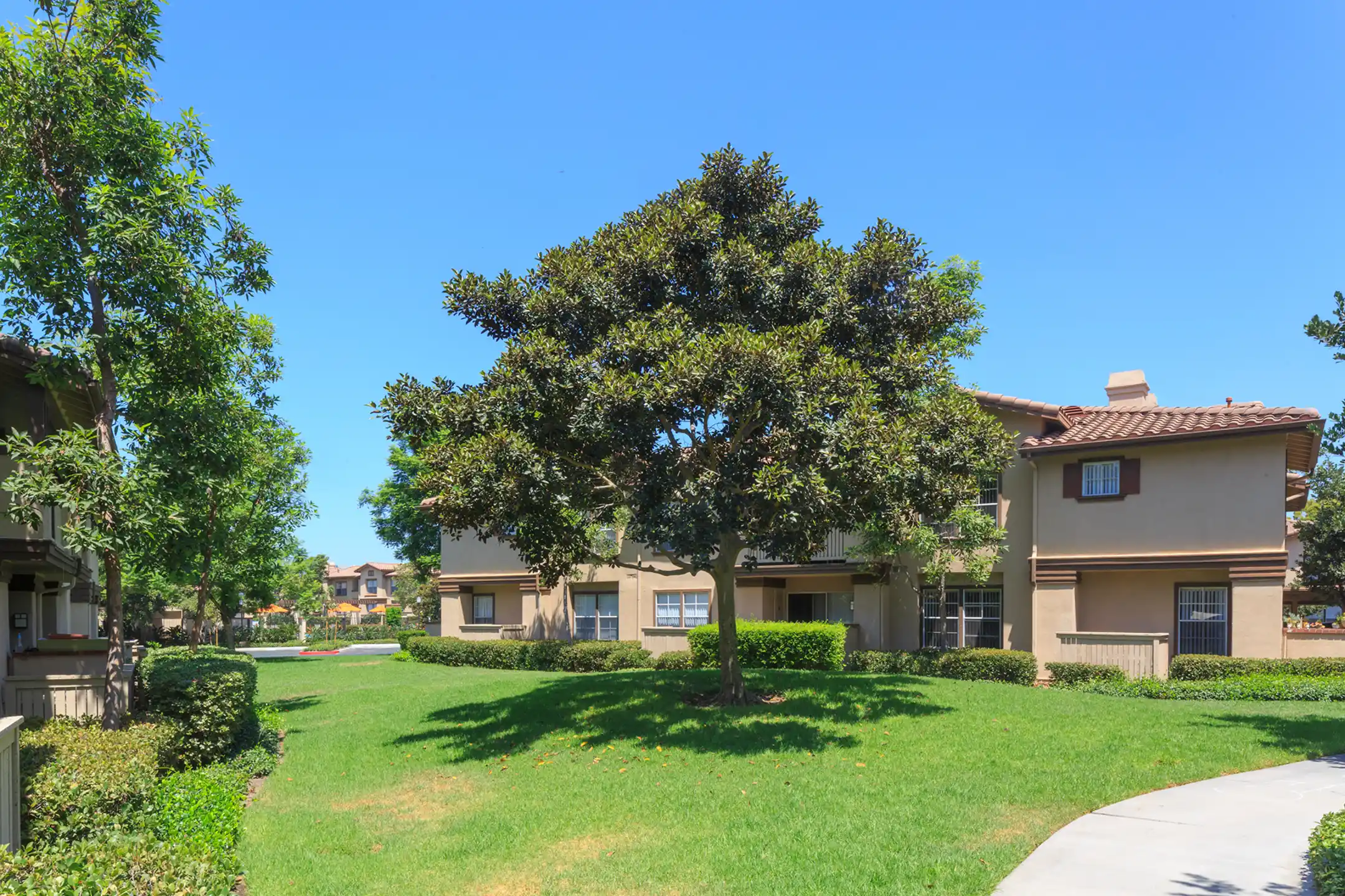 Rancho Maderas 13408 Heritage Way Tustin, CA Apartments for Rent