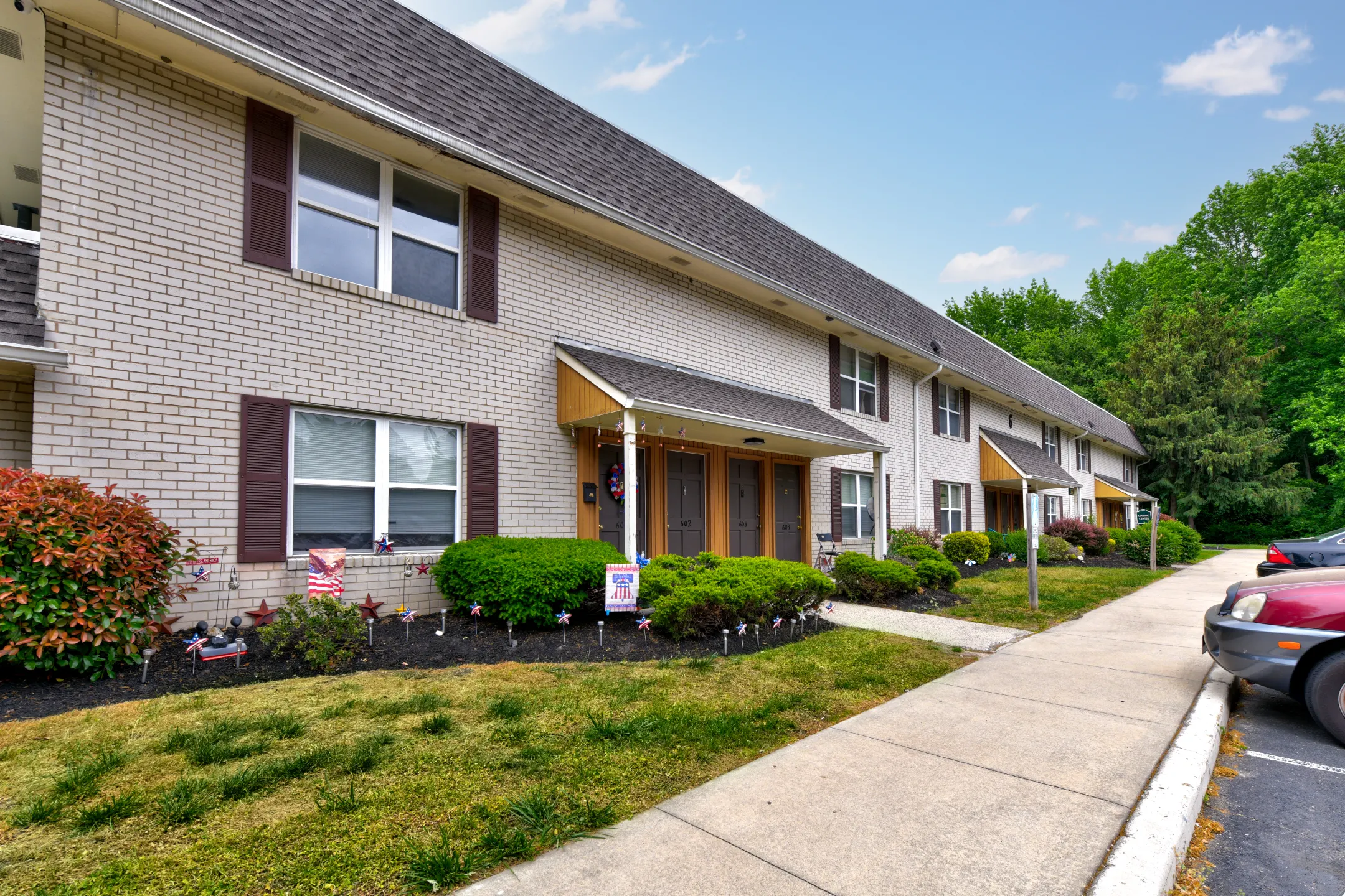 Sandy Ridge Apartments - Carneys Point, NJ 08069