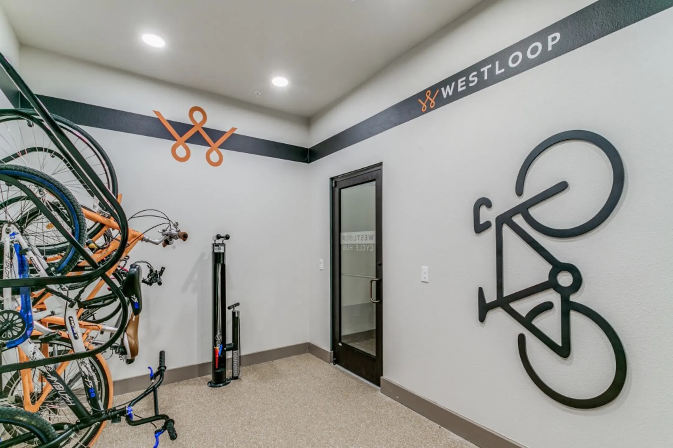 Fitness Weight Room - Westloop at the Diamond Interchange - Irving, TX