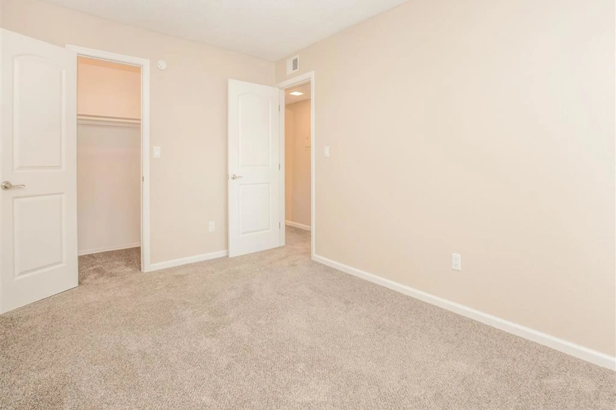 La Veta Grand 401 W La Veta Ave Orange, CA Apartments for Rent Rent.