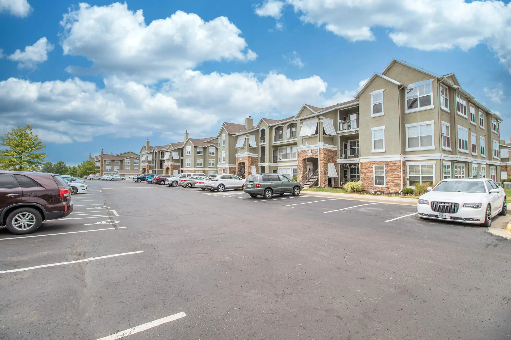 The Vintage At Zona Rosa Apartments Kansas City, MO 64153