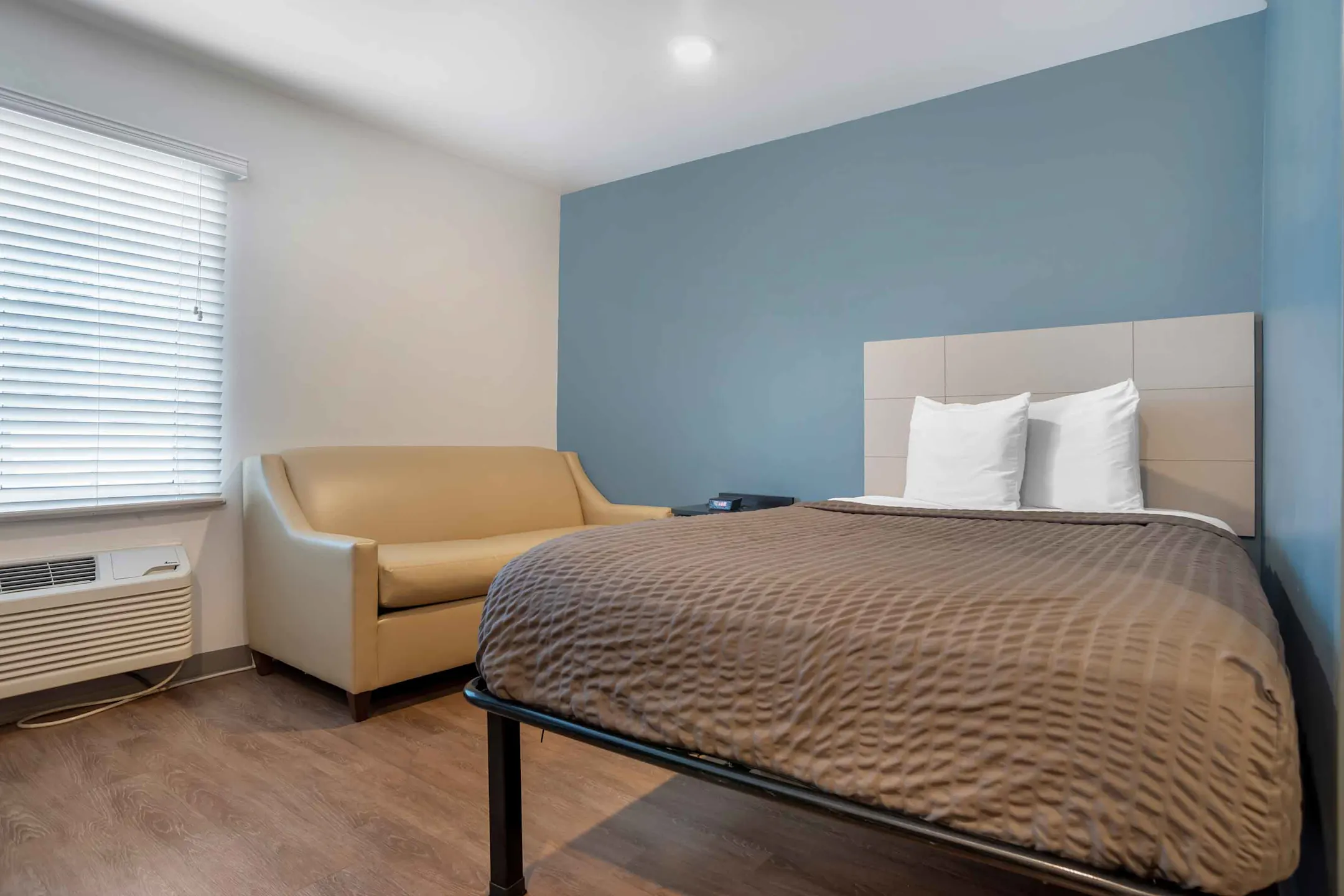 Furnished Studio Pensacola Northeast 12050 Scenic Hwy Pensacola