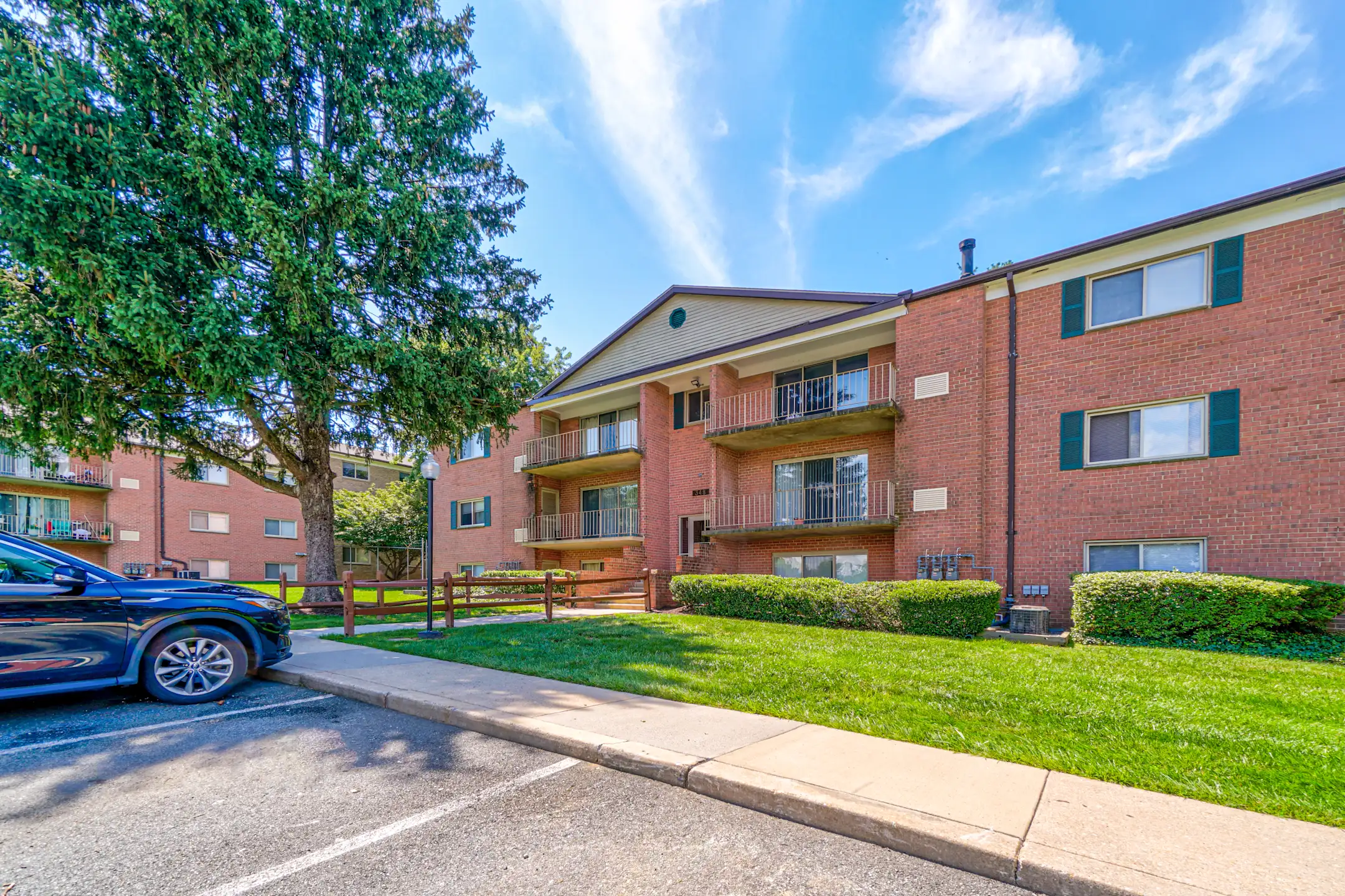 Streamside 340 North Summit Avenue Gaithersburg, MD Apartments for Rent Rent.
