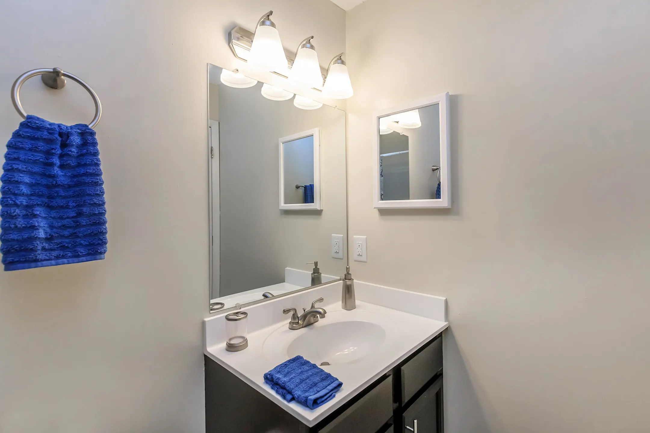 Bathroom - SunStone Apartments - Chapel Hill, NC