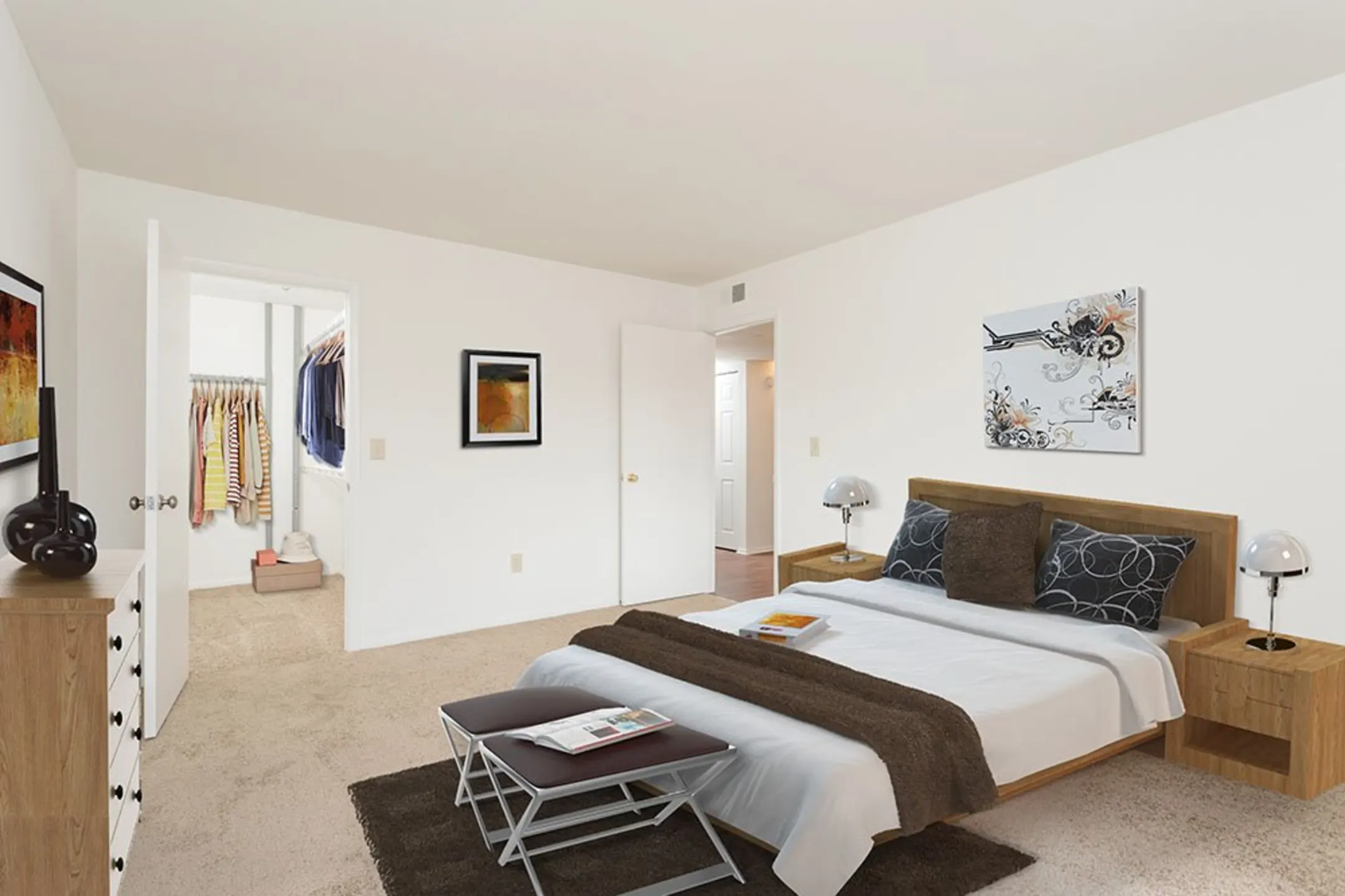 Bedroom - Steeplechase Apartments - Camillus, NY