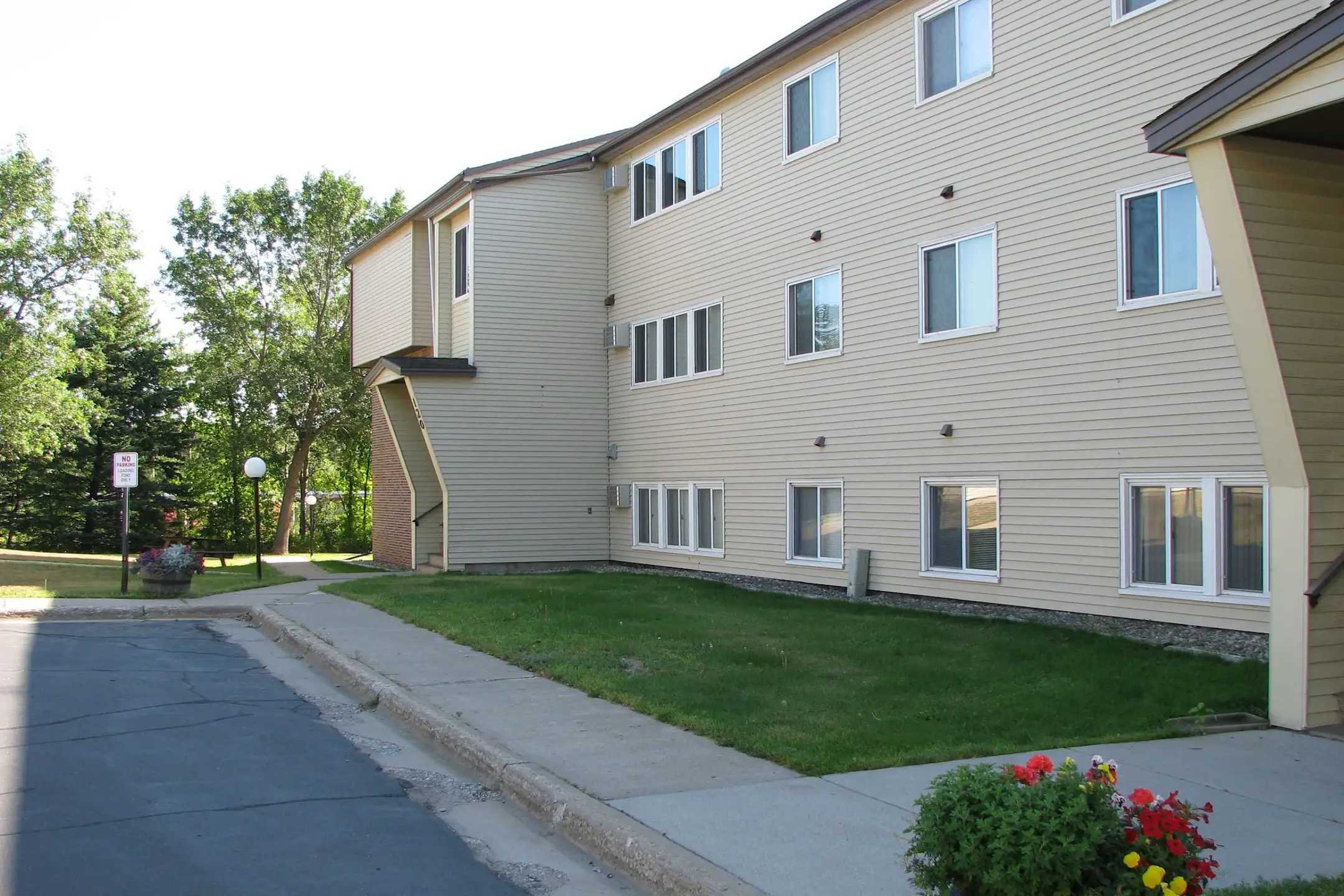 Eastview Apartments 100 N Van Buren Ave Eveleth, MN Apartments for Rent Rent.