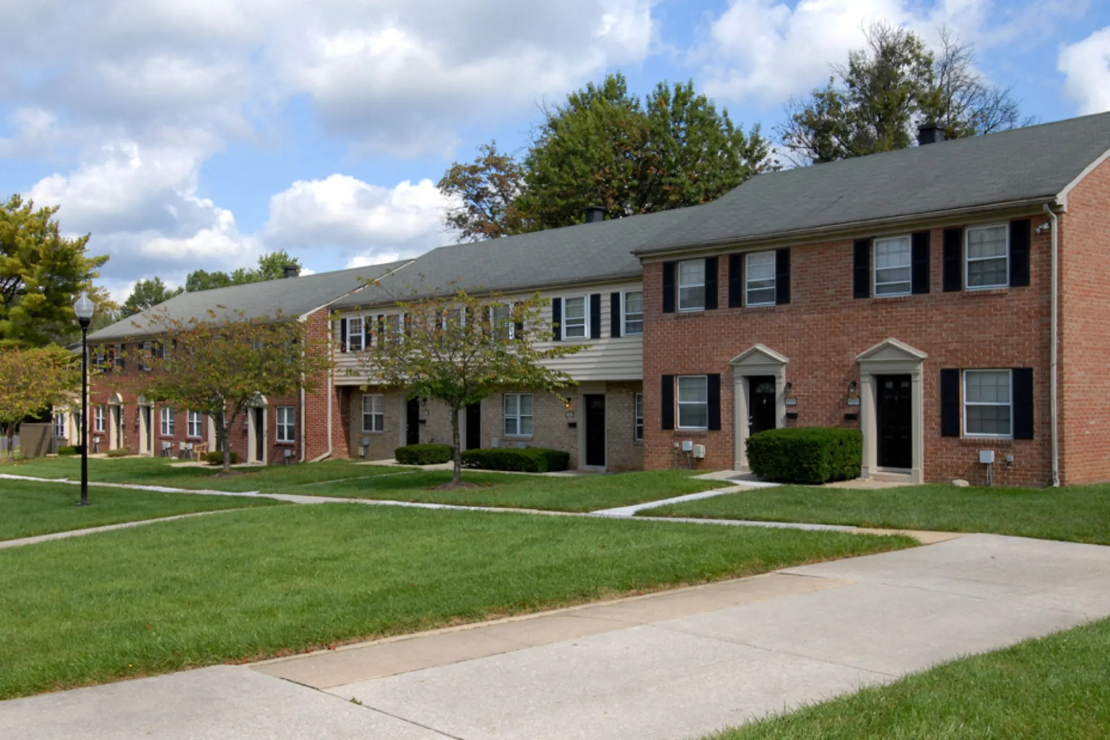 Arbors at Edenbridge Apartment Homes 8309 Arbor Station Way