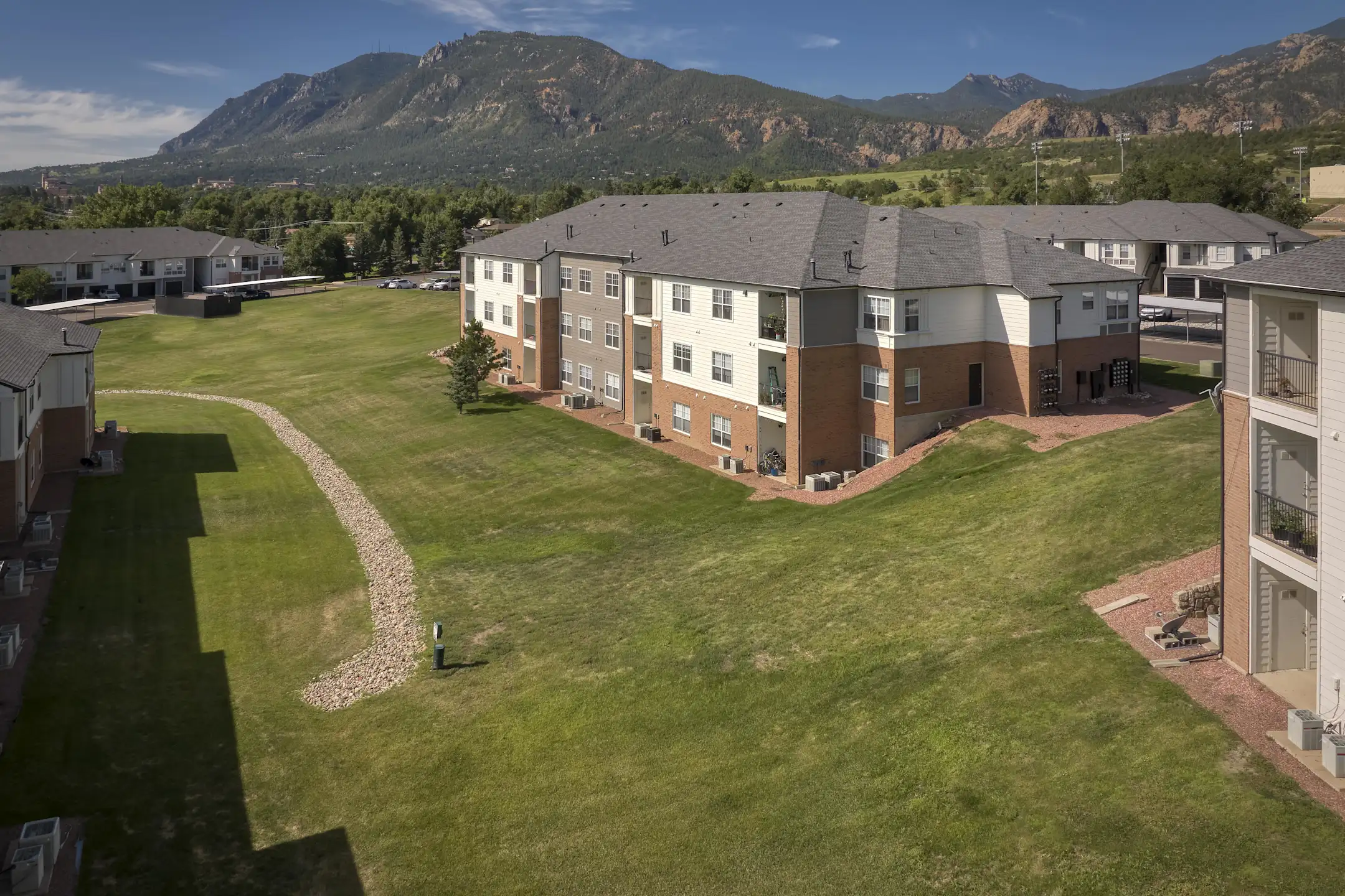 The Retreat At Cheyenne Mountain Apartments Colorado Springs, CO 80905