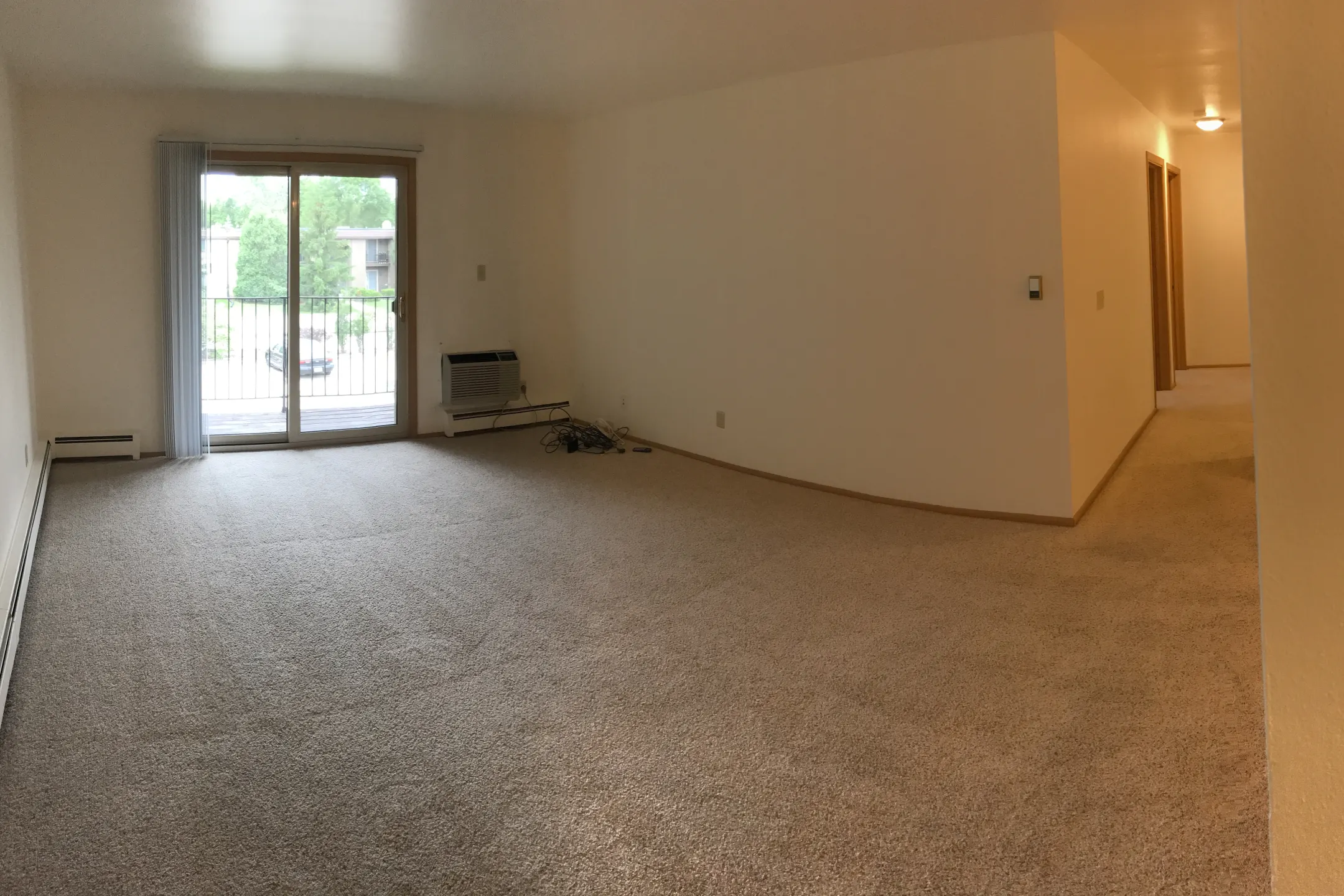 Carriage Way Apartments 1405 S Coachlight Dr New Berlin, WI