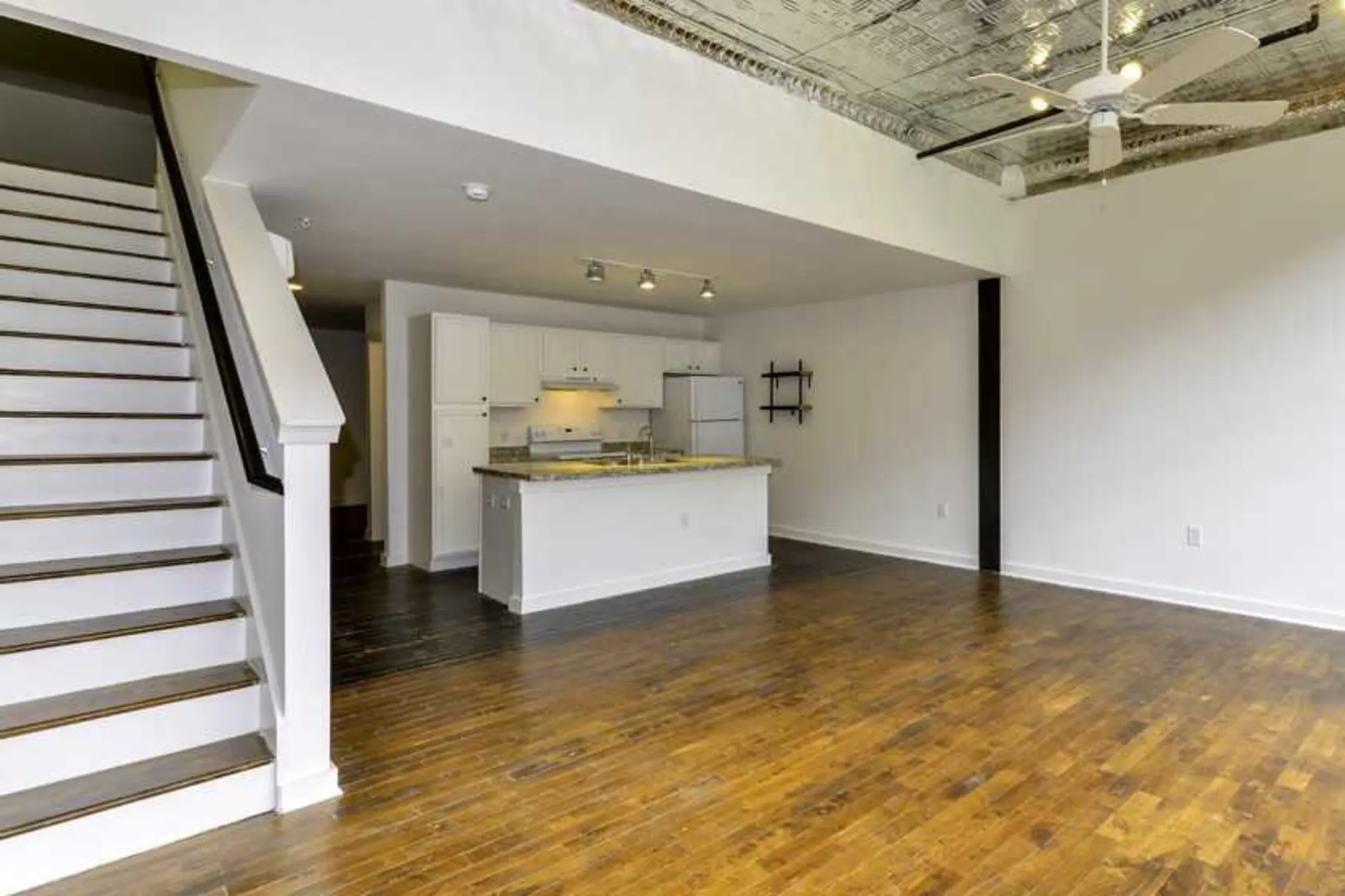Living Room - Fulton Supply Lofts - Atlanta, GA