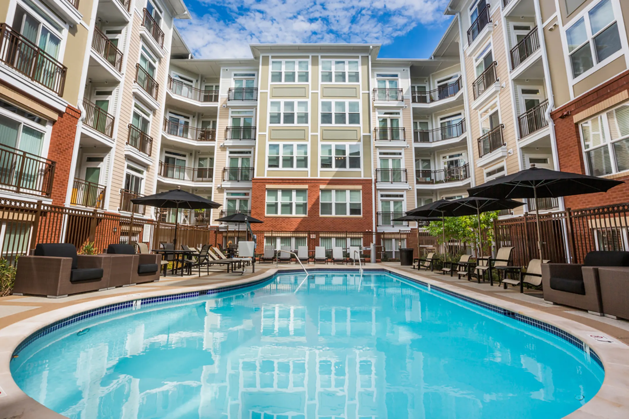 The Point at Dunn Loring Apartments Vienna, VA 22180
