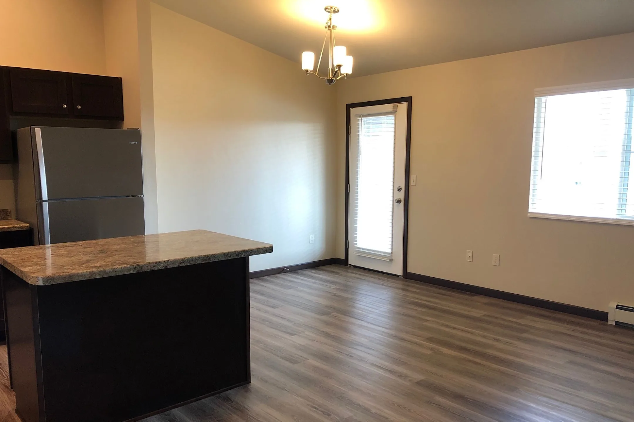 Sand Lake Apartments - De Pere, WI