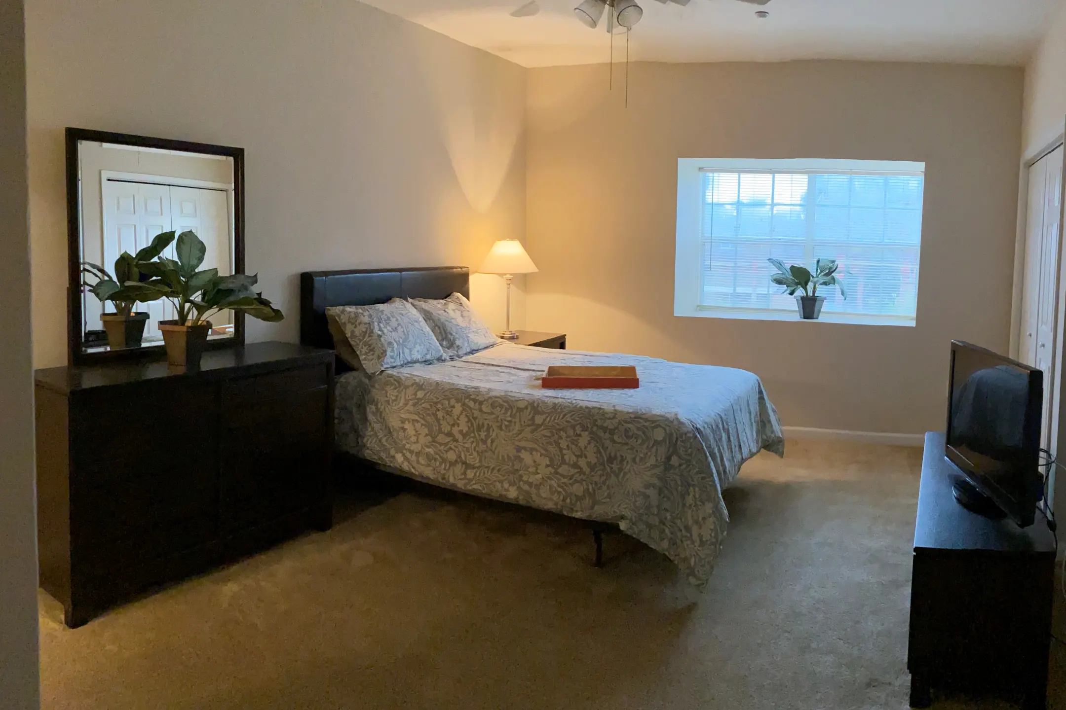 Bedroom - Bridgeway Apartments and Townhomes - Lafayette, LA