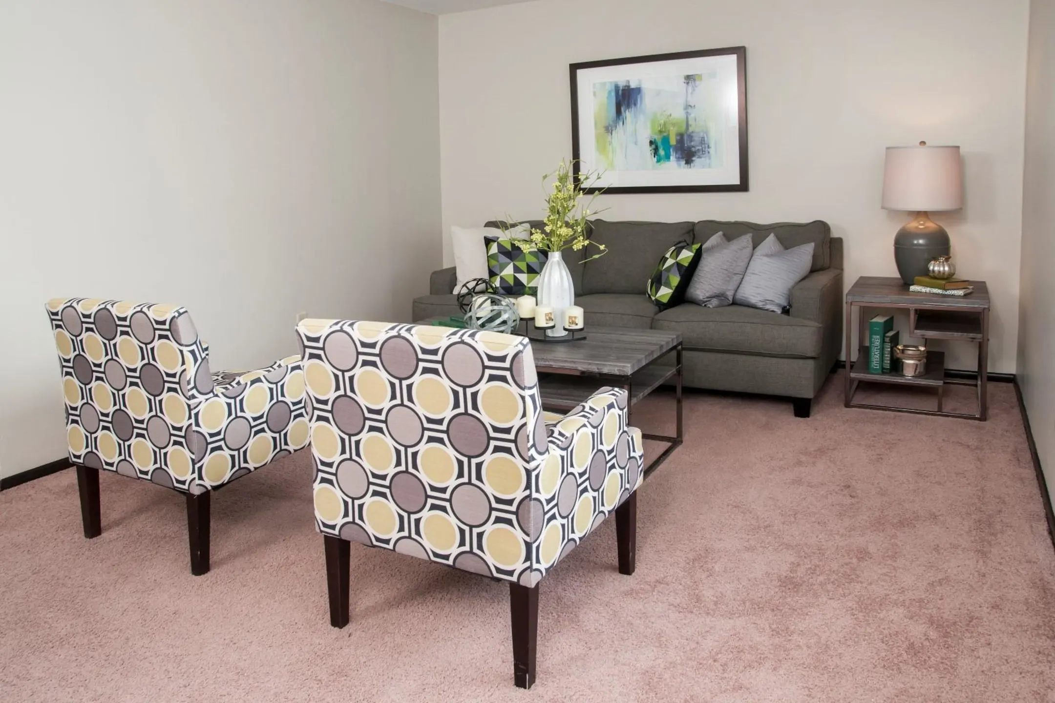 Living Room - Hamline Pointe - Saint Paul, MN