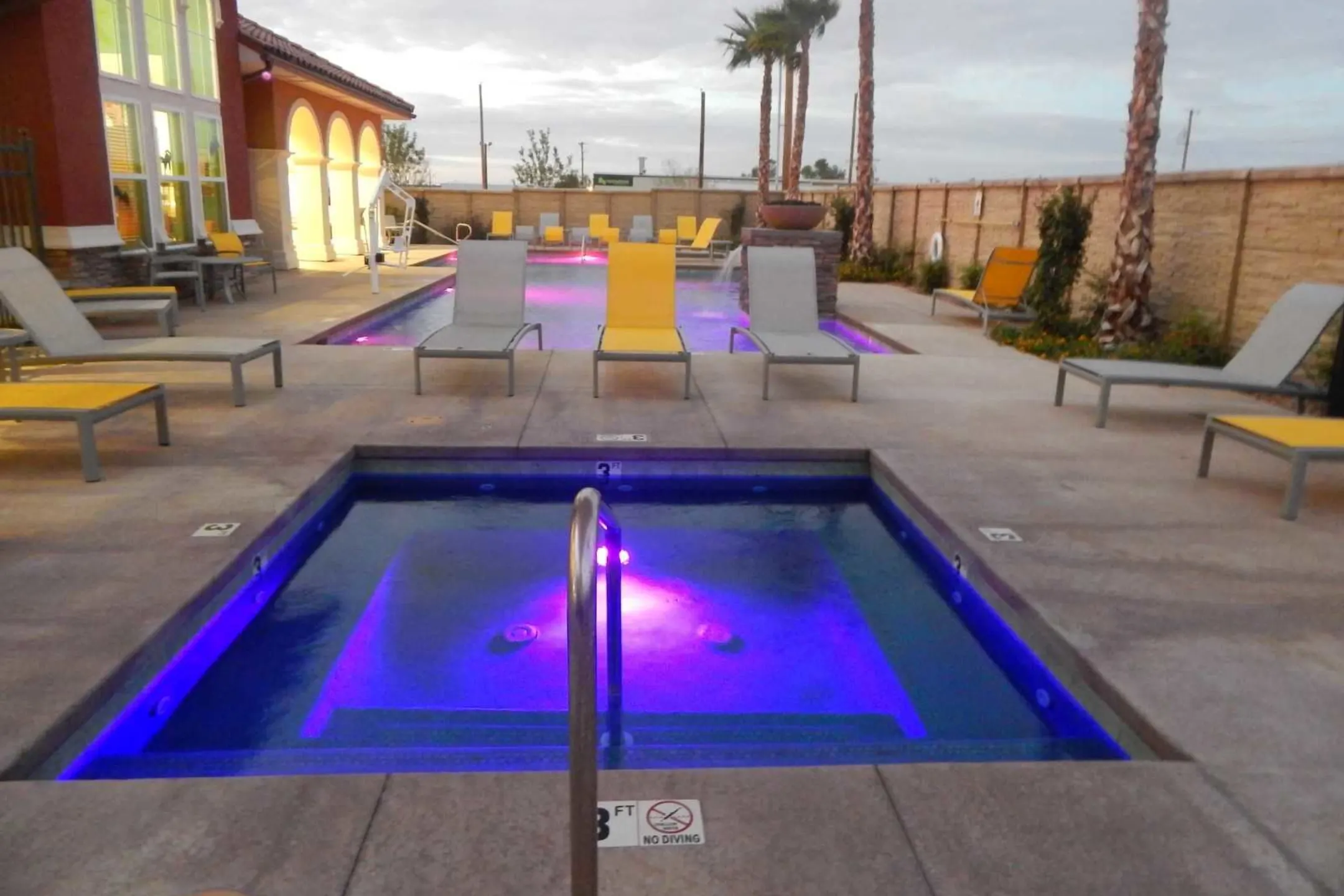 Pool - THE QUEST I - El Paso, TX